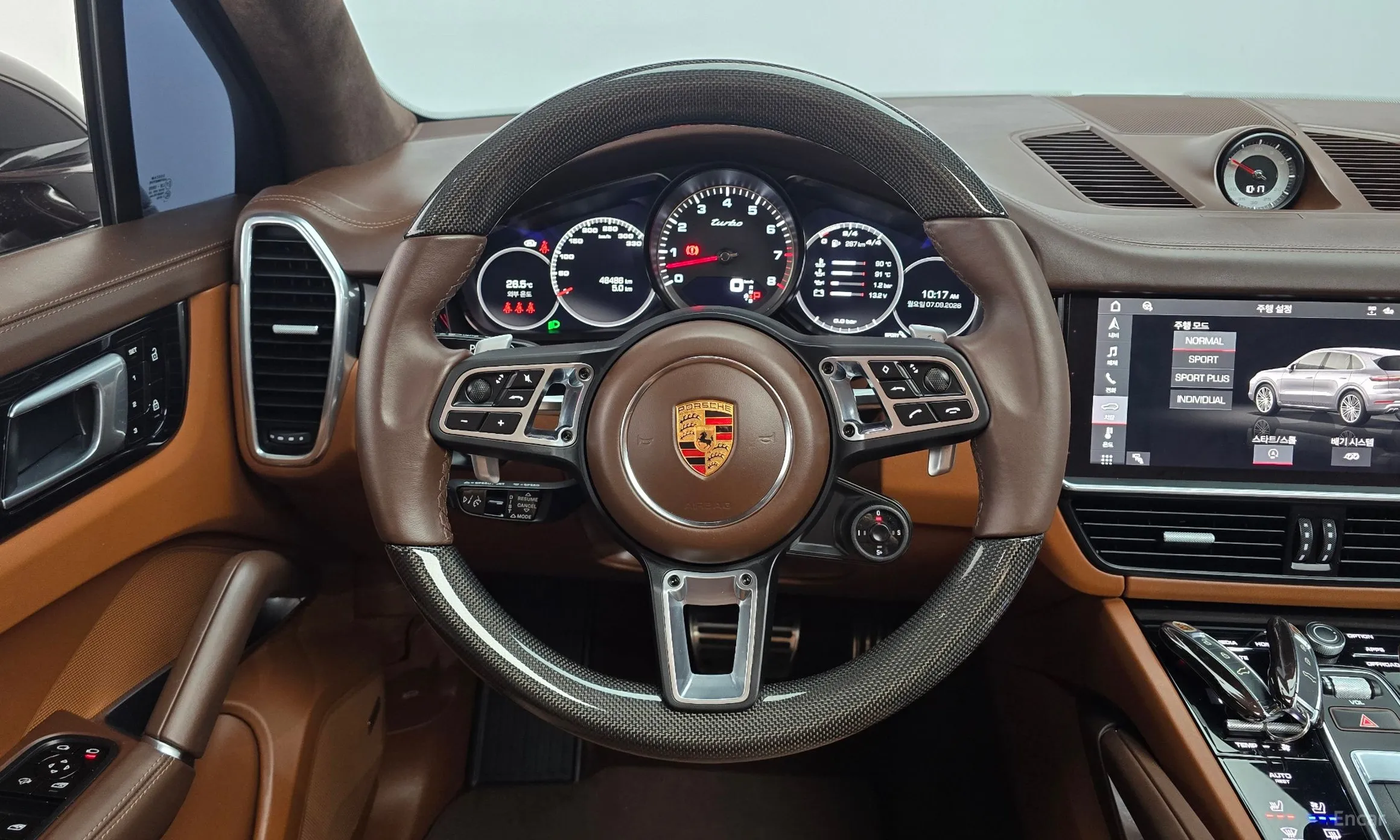 Porsche Cayenne (PO536) превью 12