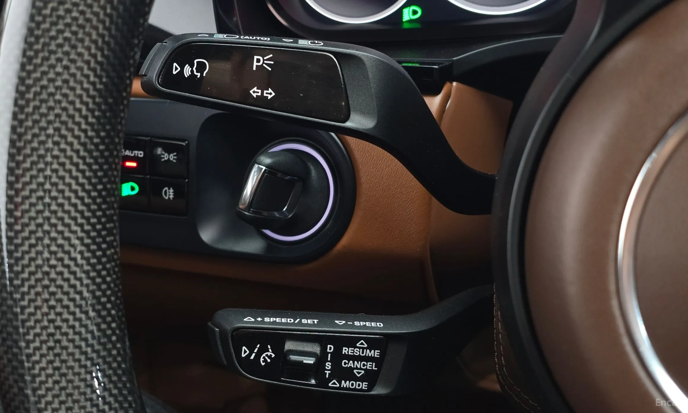 Porsche Cayenne (PO536) превью 13