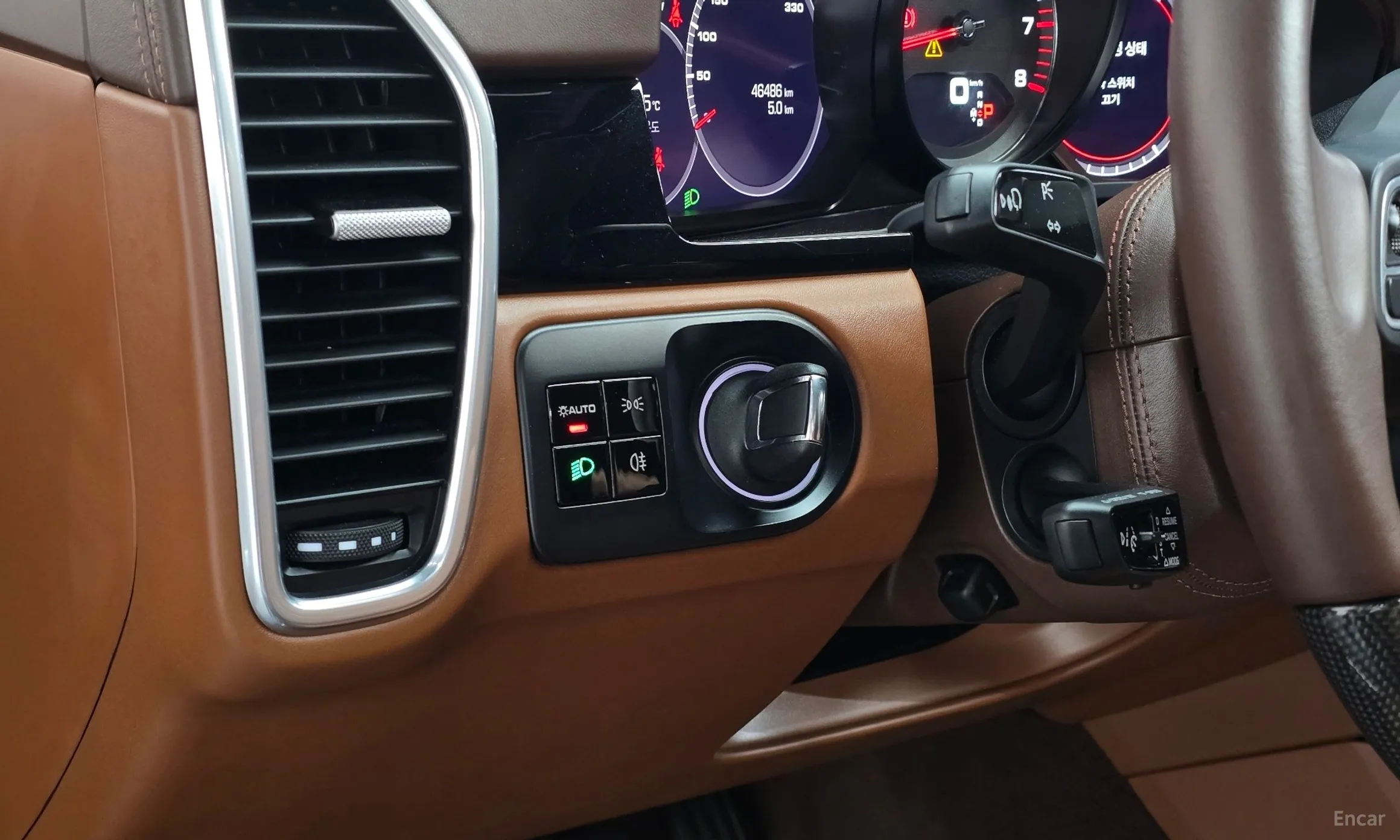 Porsche Cayenne (PO536) превью 14