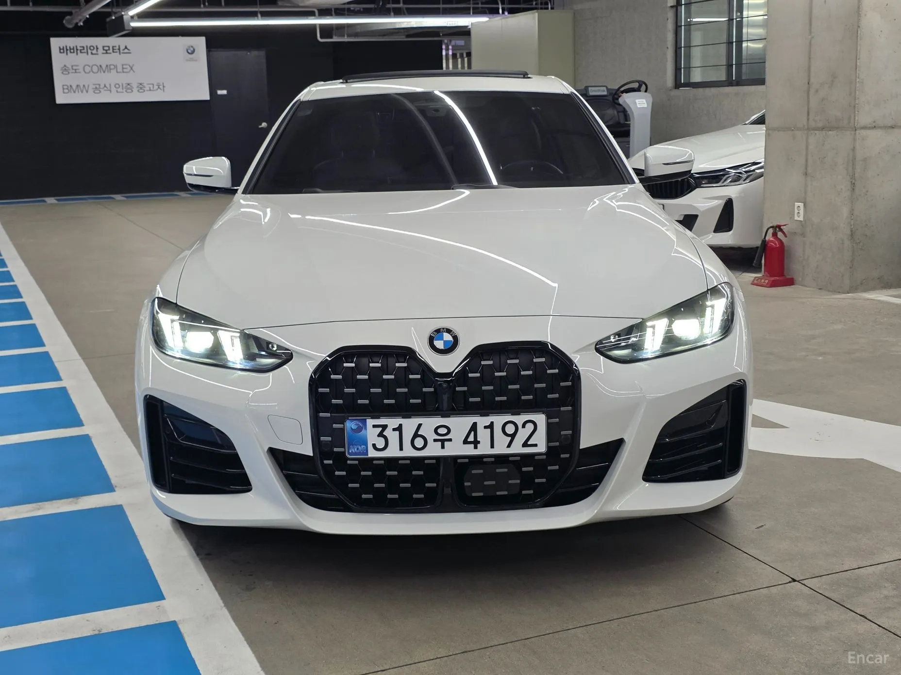 BMW Series 4 (G22) превью 3