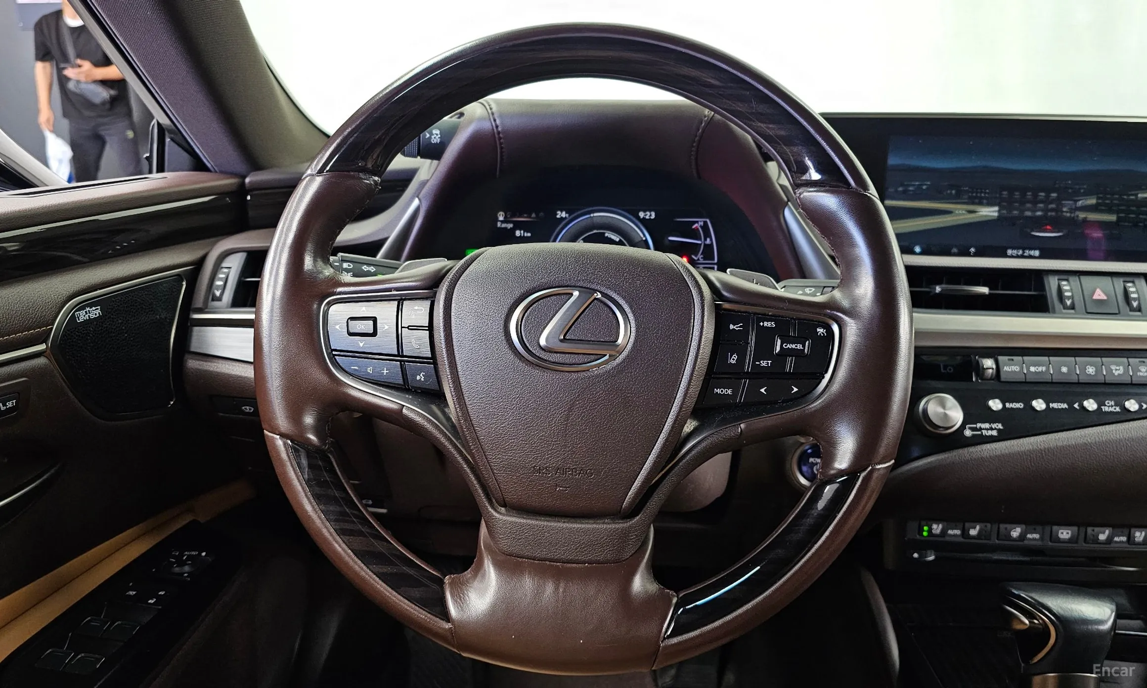 Lexus ES300h 7th Generation превью 13