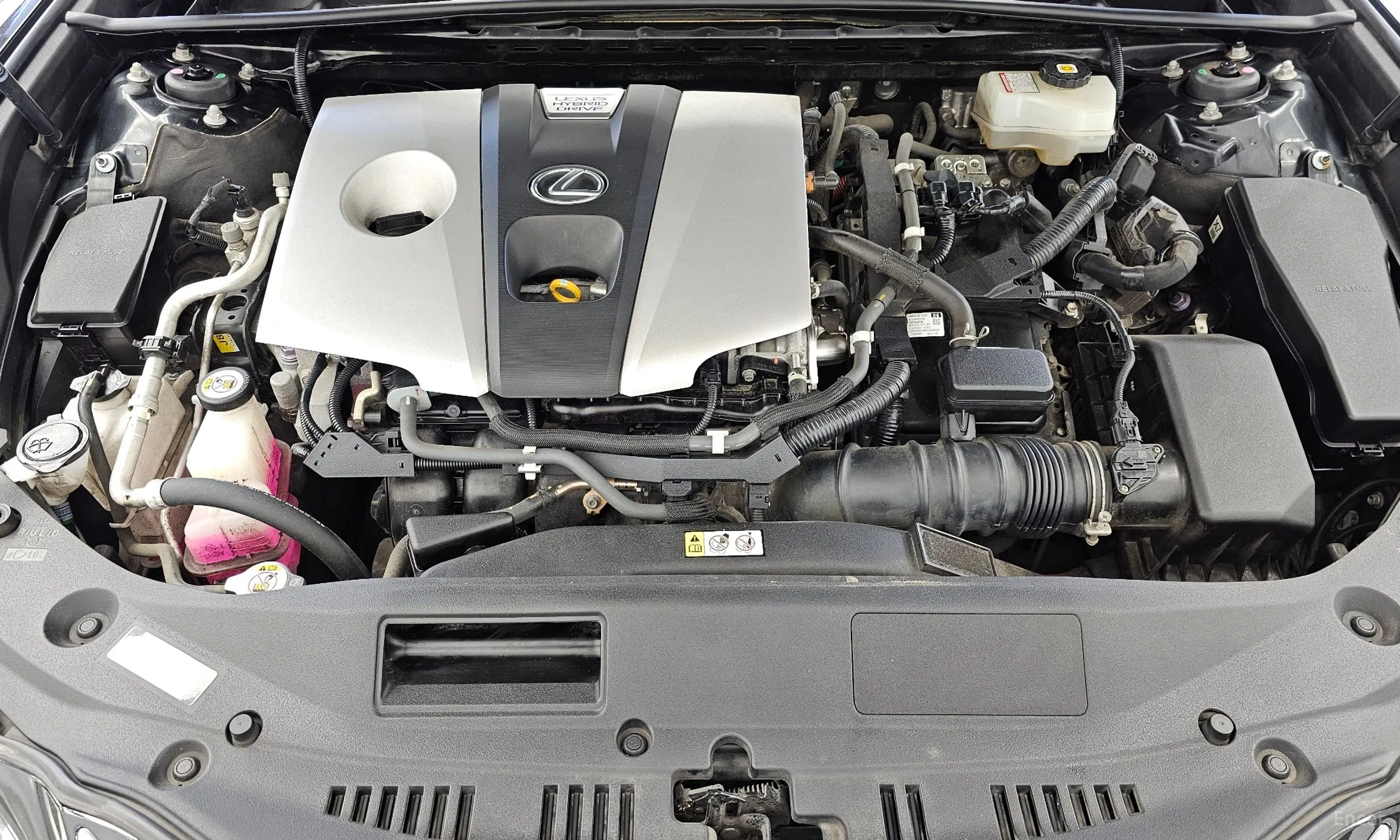Lexus ES300h 7th Generation превью 6