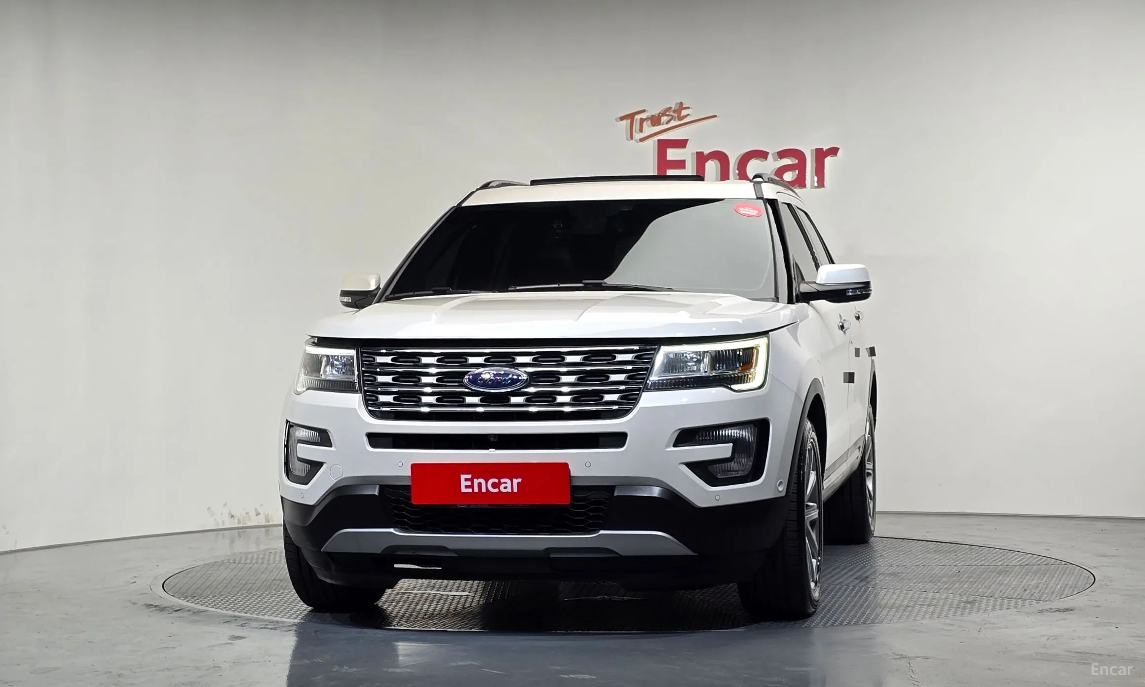 Ford Explorer превью 3