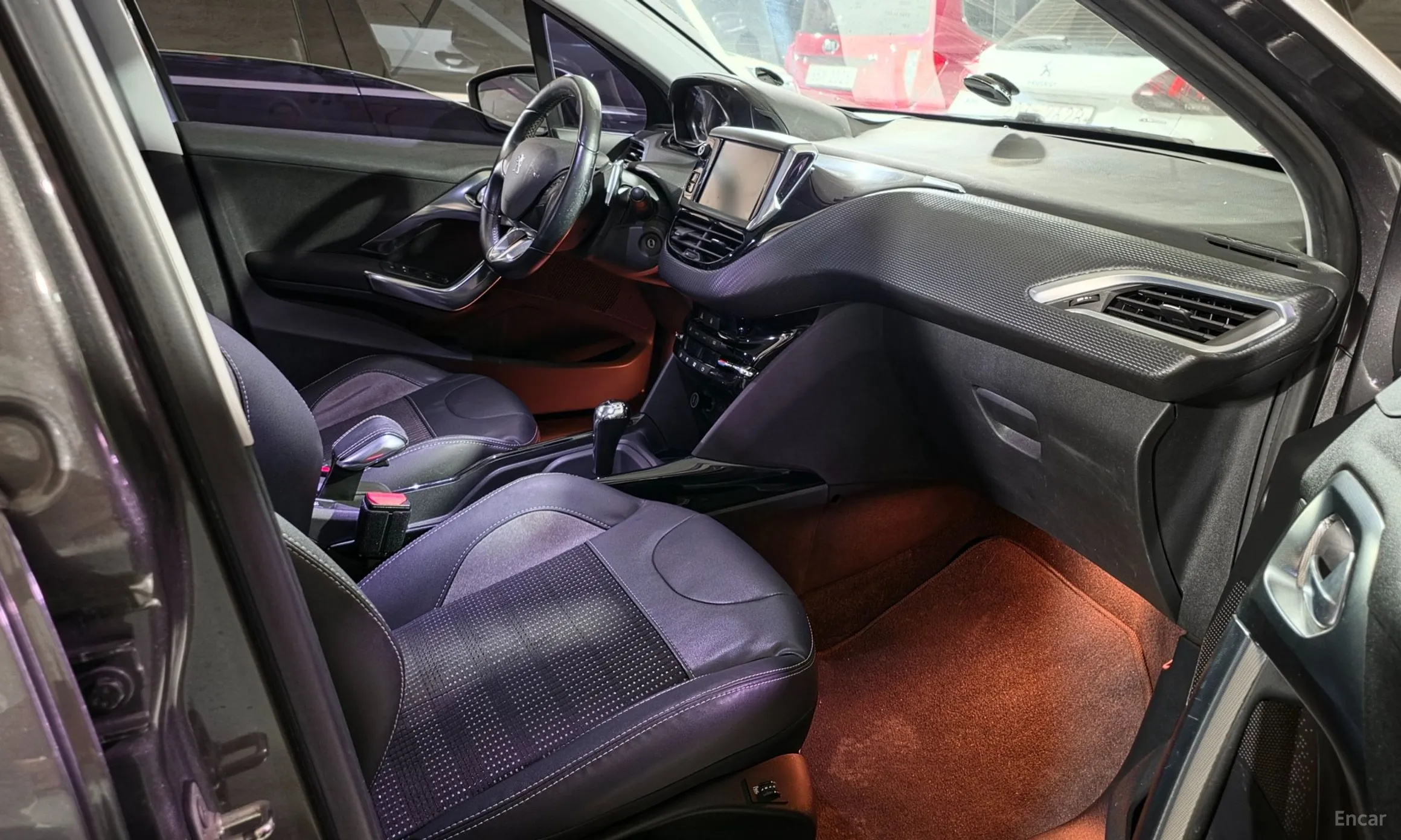 Peugeot 2008. превью 10