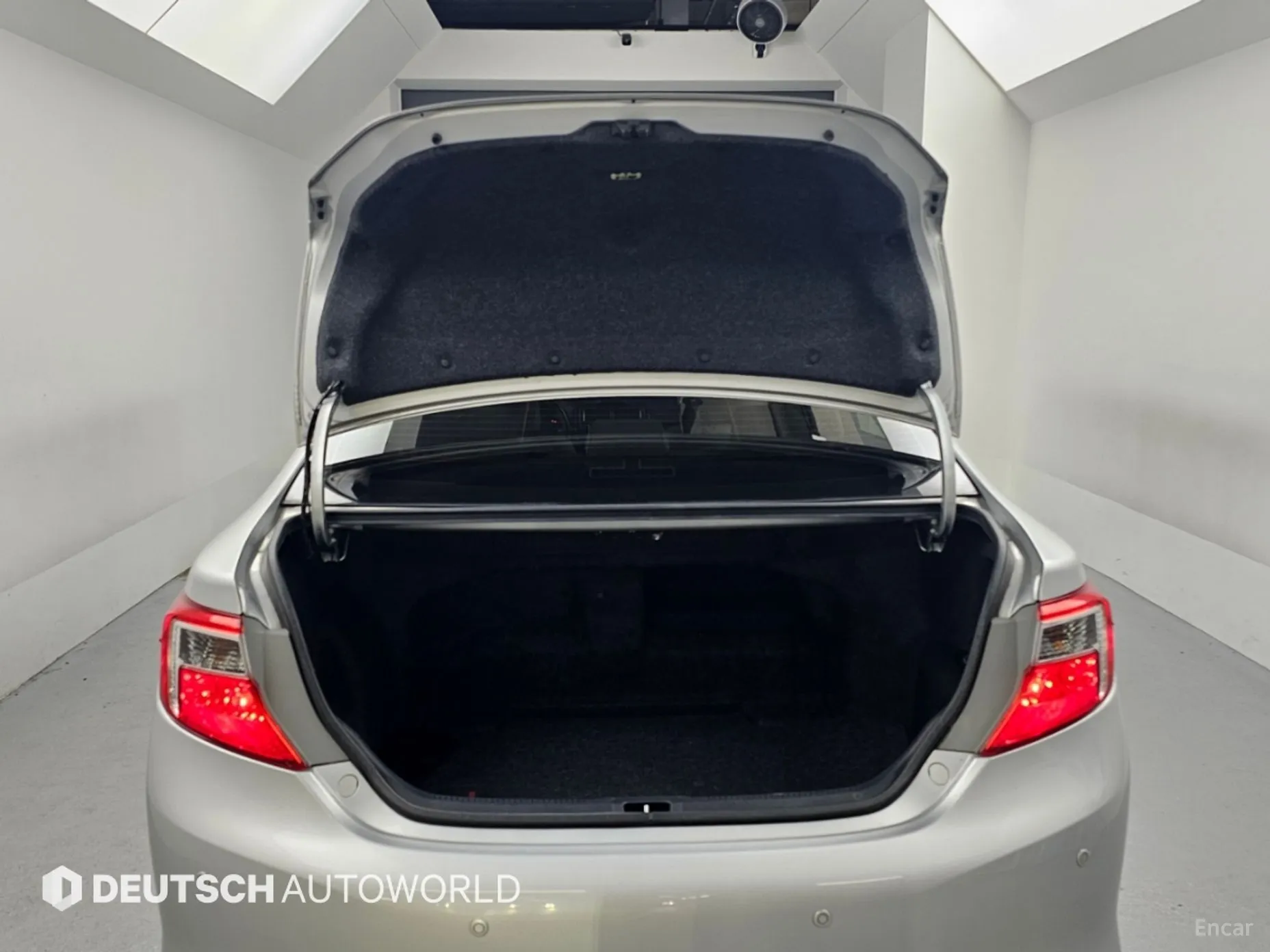 Toyota New Camry превью 19