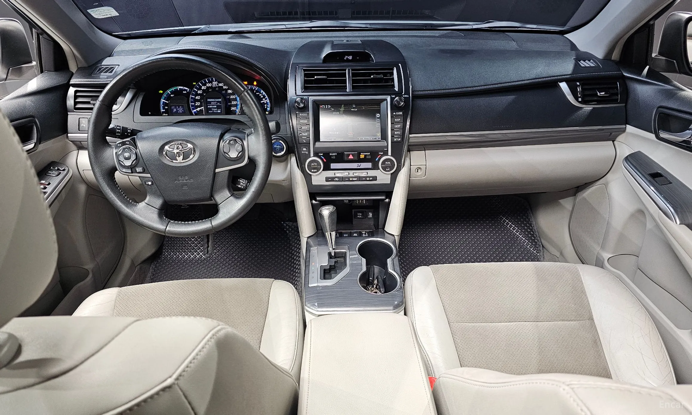 Toyota New Camry превью 7