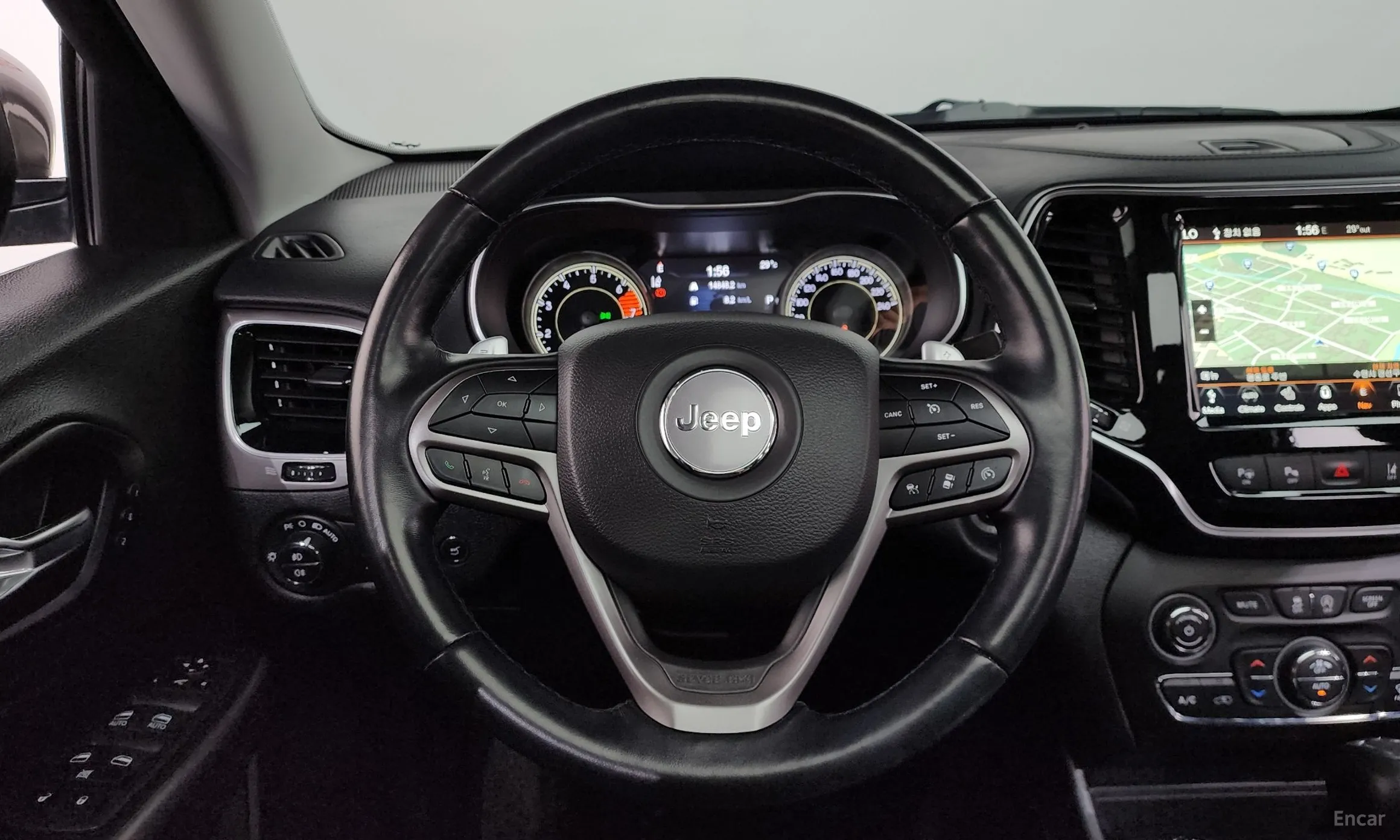 Jeep Cherokee (KL) превью 12