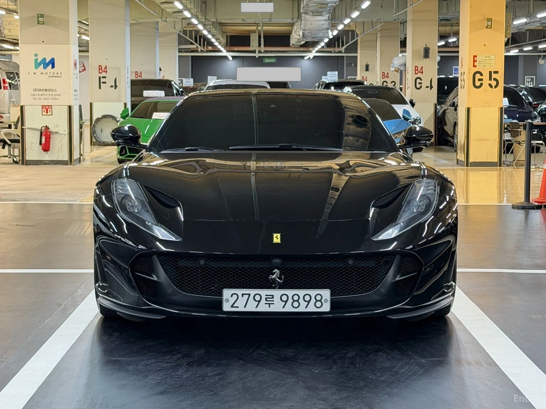 Ferrari 812 Superfast превью 3