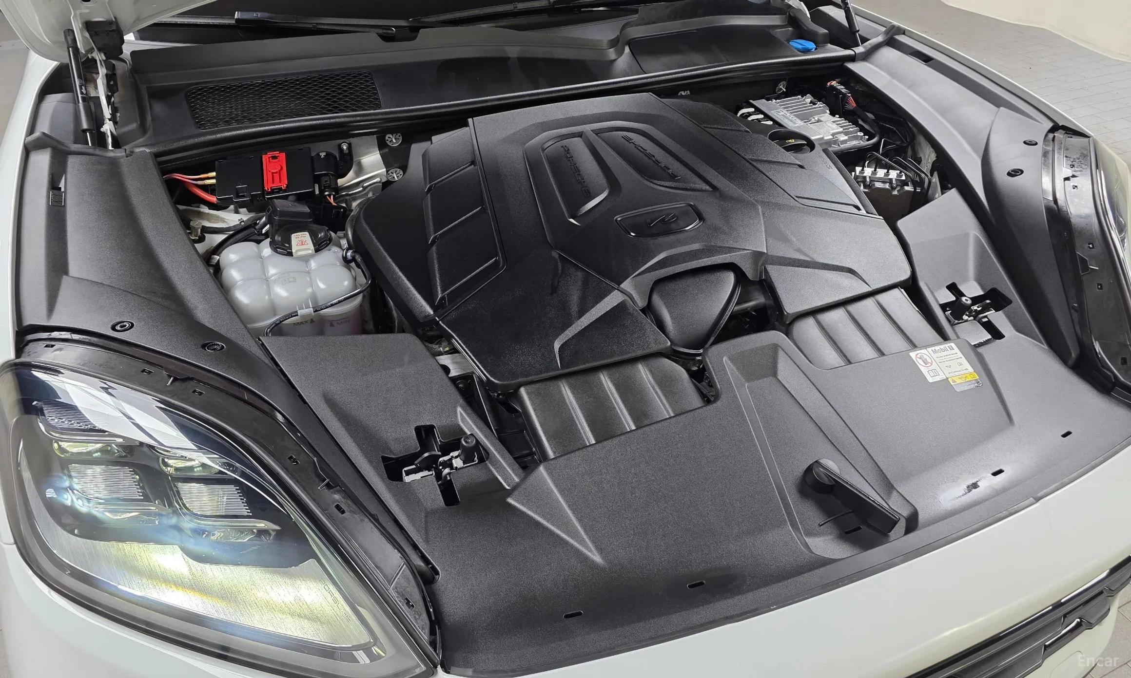 Porsche Cayenne (PO536) превью 6