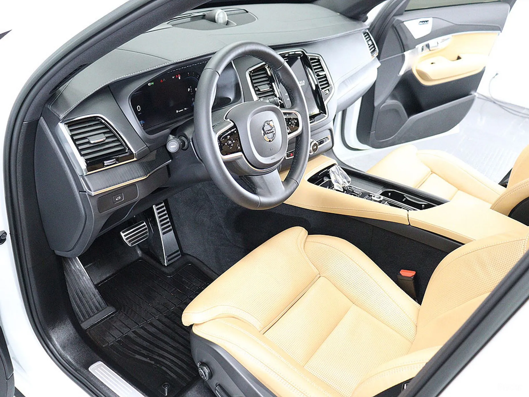 Volvo XC90 Gen 2 превью 16