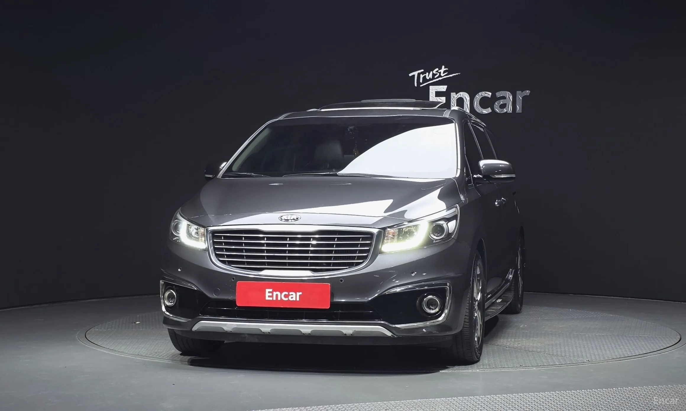 Kia Carnival превью 3