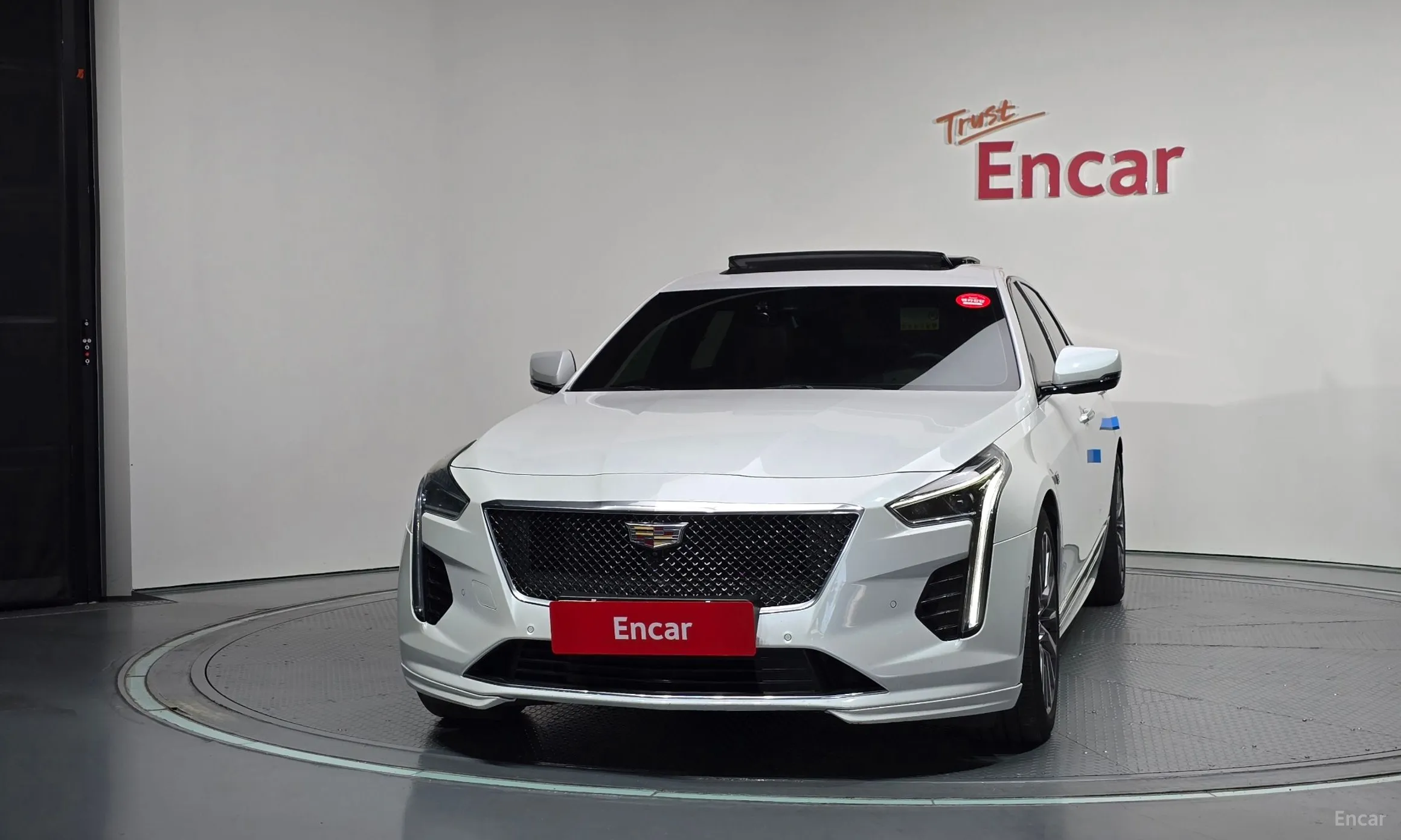 Cadillac CT6 превью 3