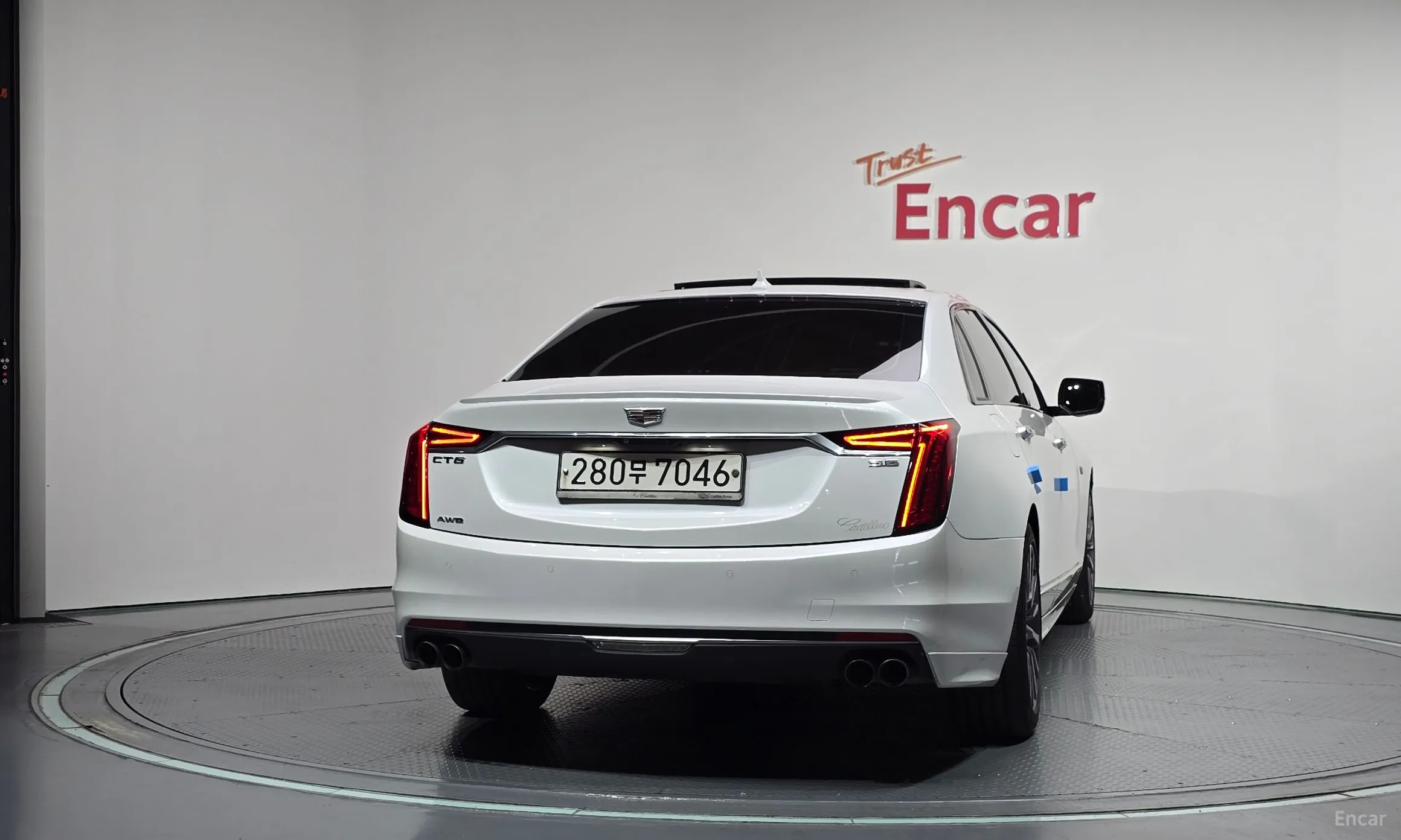 Cadillac CT6 превью 4