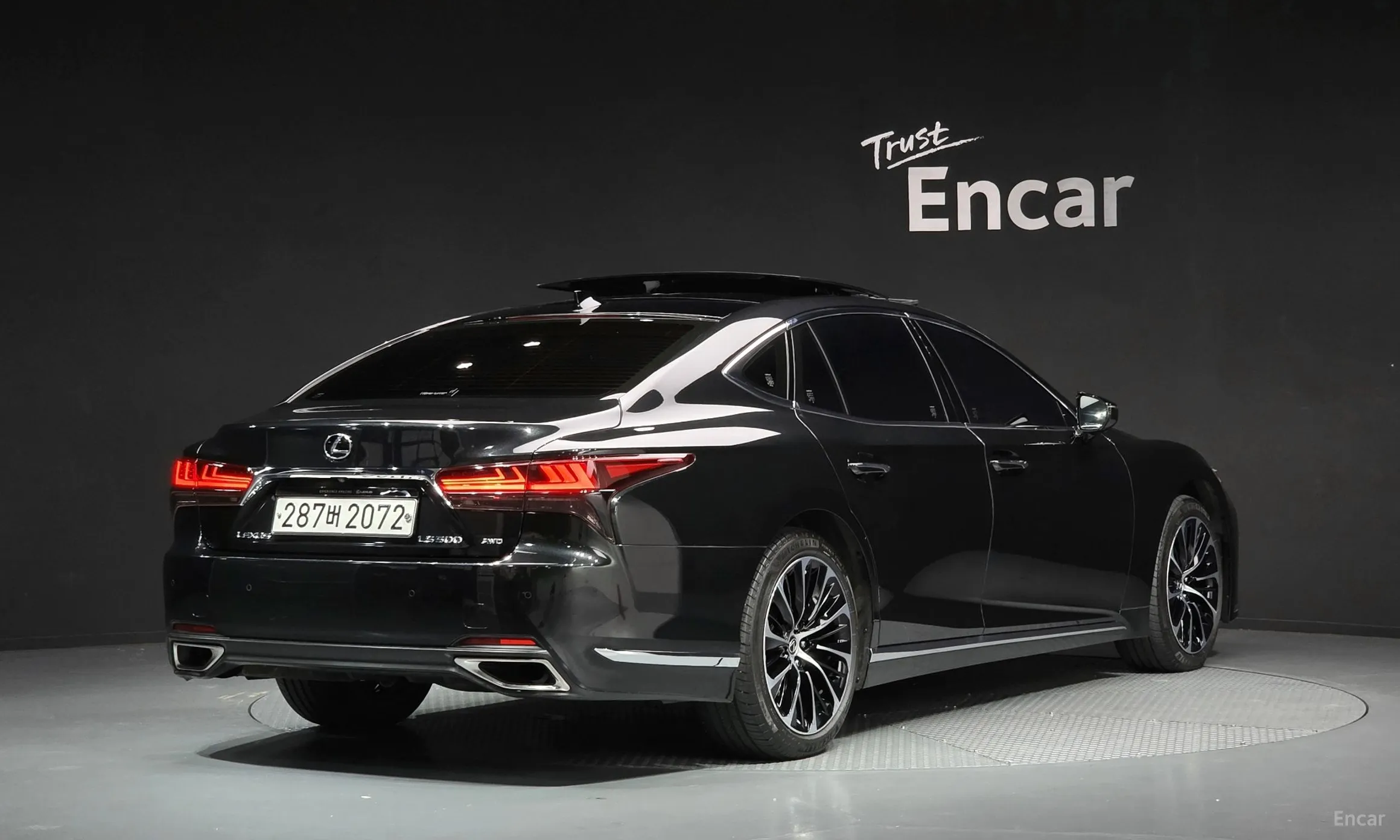 Lexus LS500 5th Generation