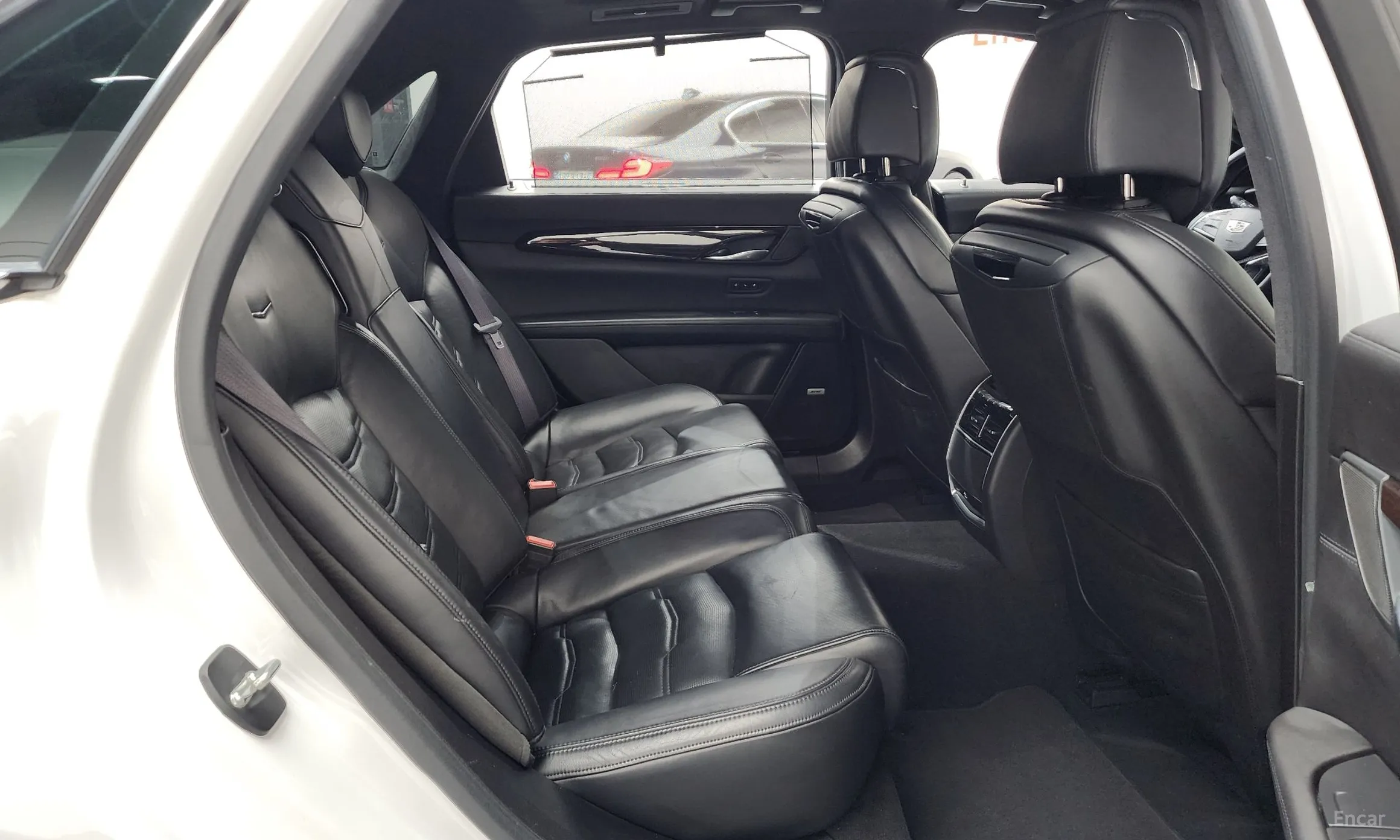 Cadillac CT6 превью 11