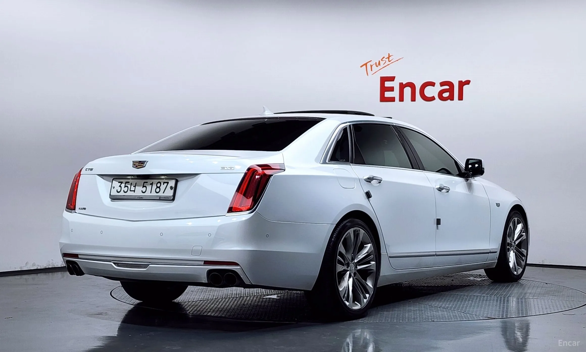 Cadillac CT6 превью 2