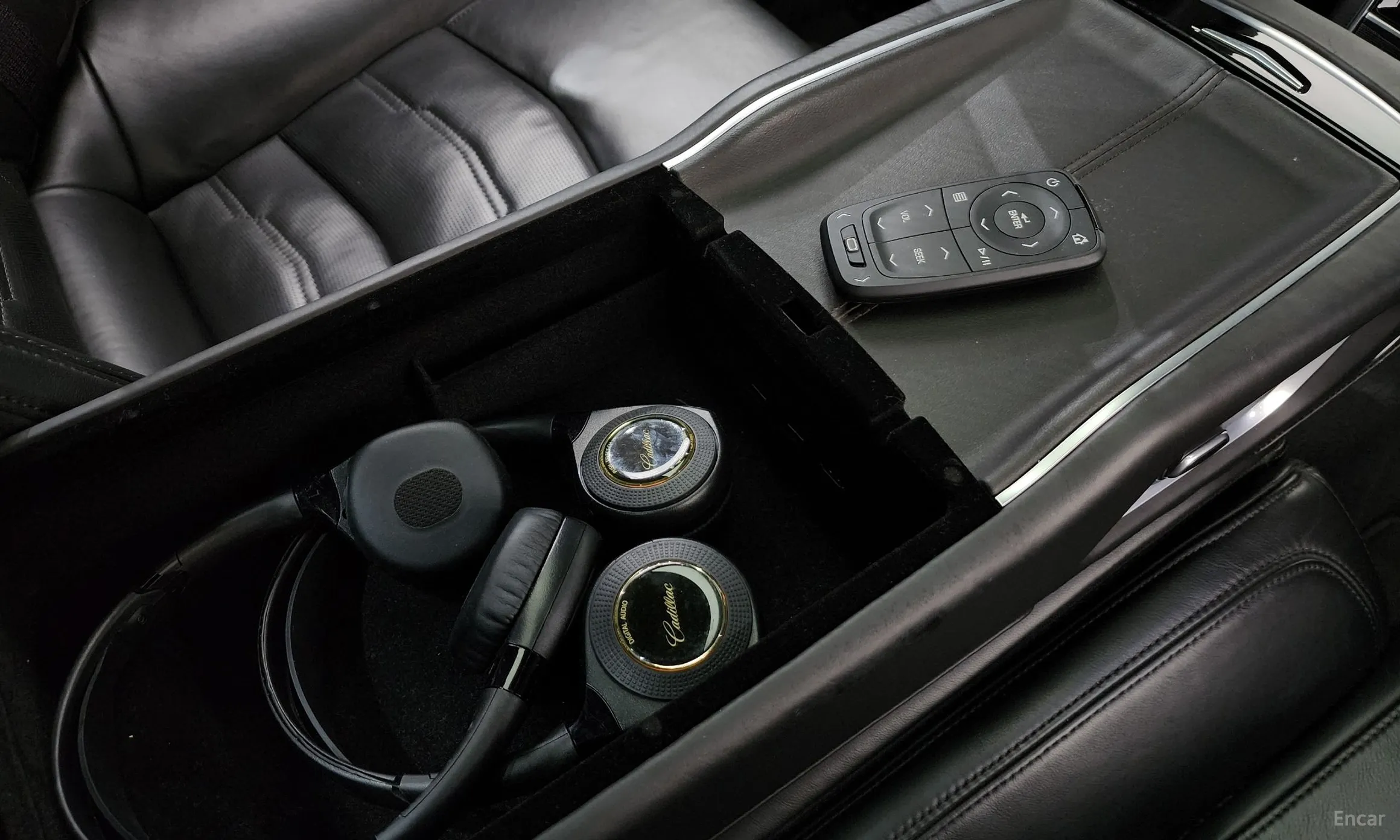Cadillac CT6 превью 18