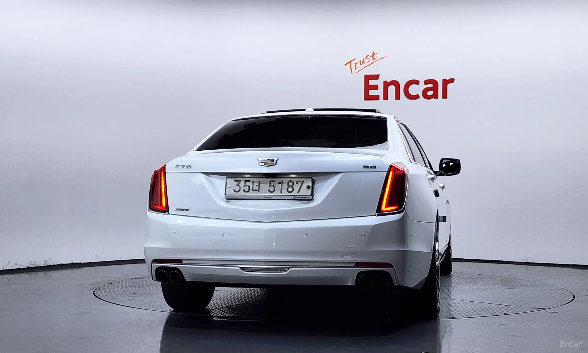 Cadillac CT6 превью 4