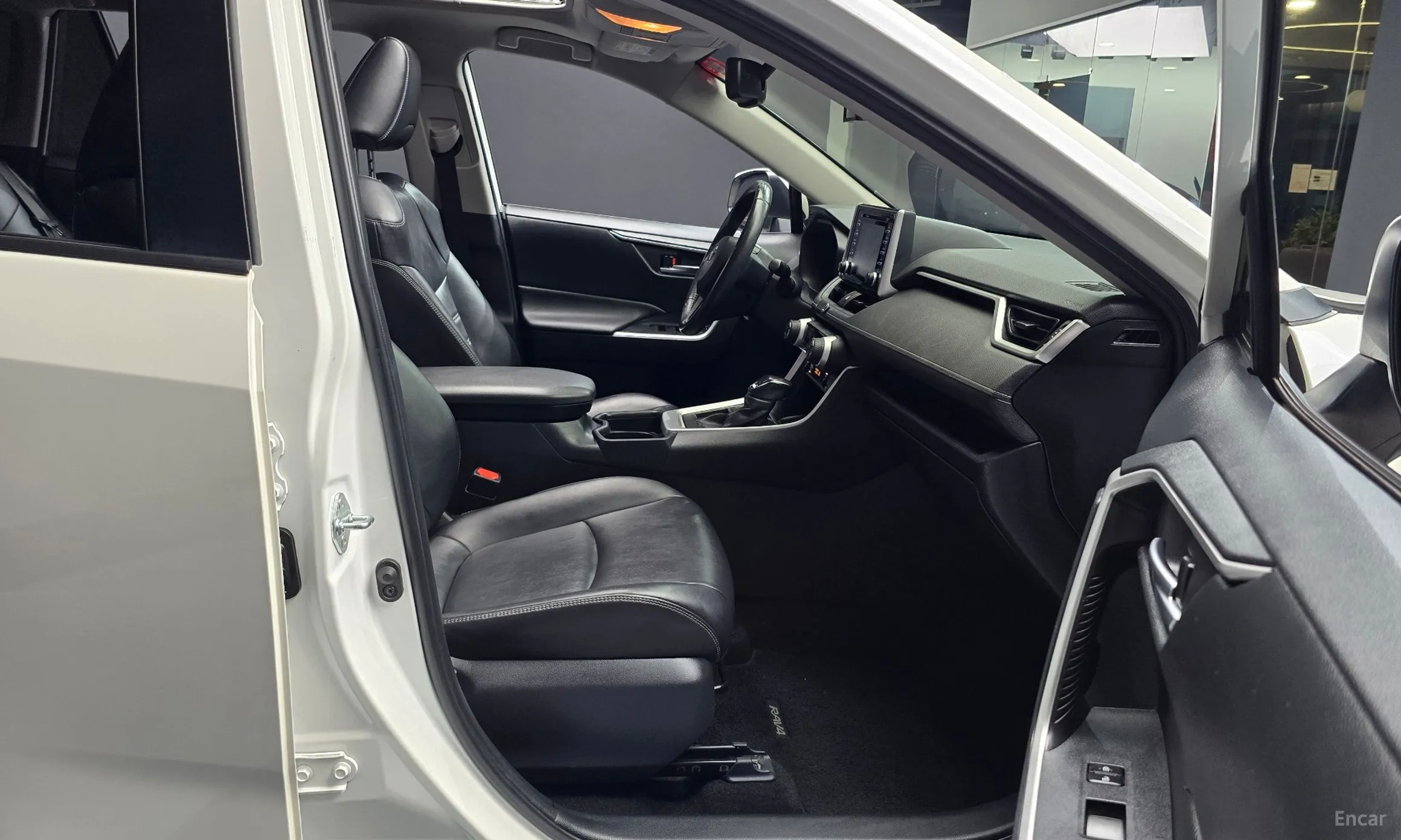 Toyota RAV4 5th Generation превью 11