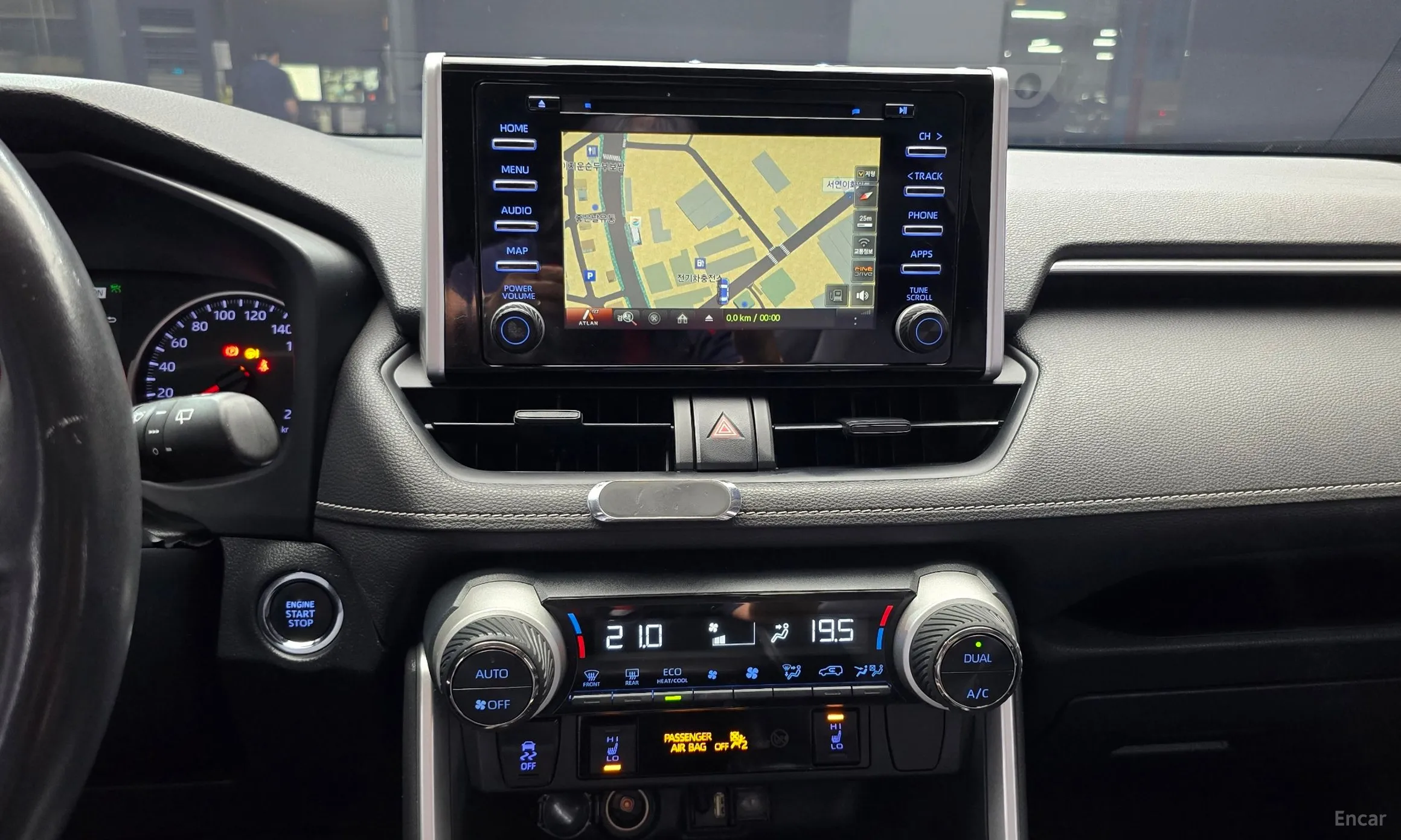 Toyota RAV4 5th Generation превью 14