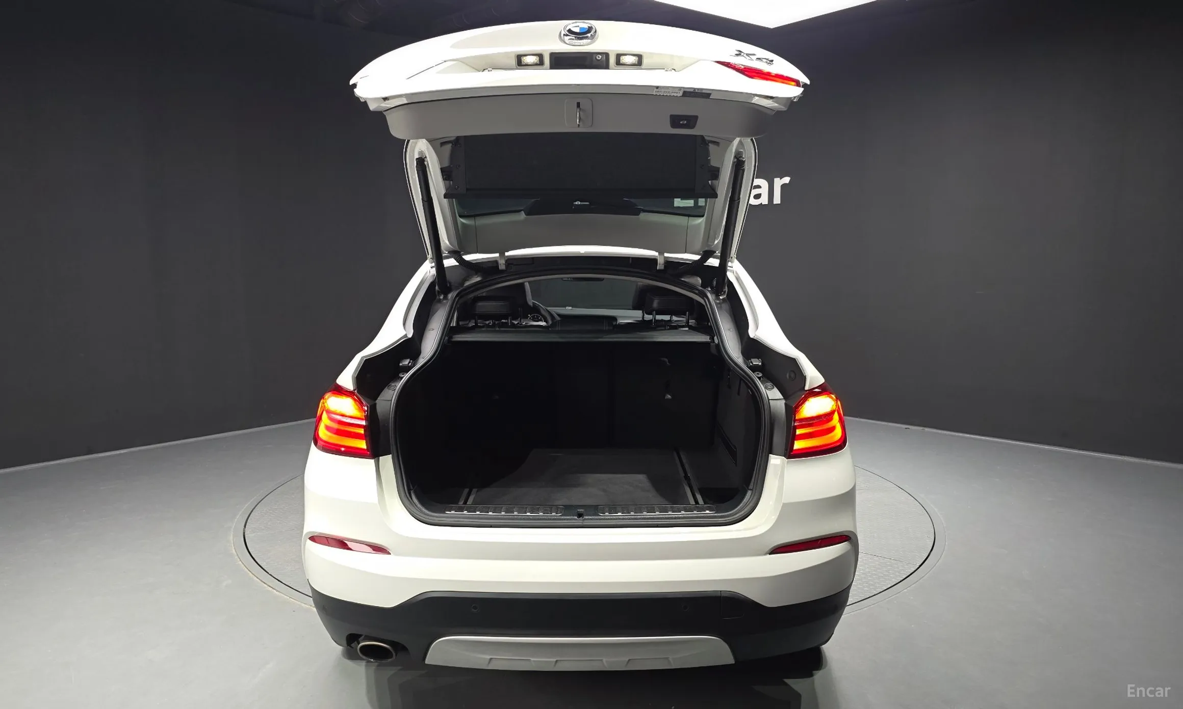 BMW X4 (F26) превью 20