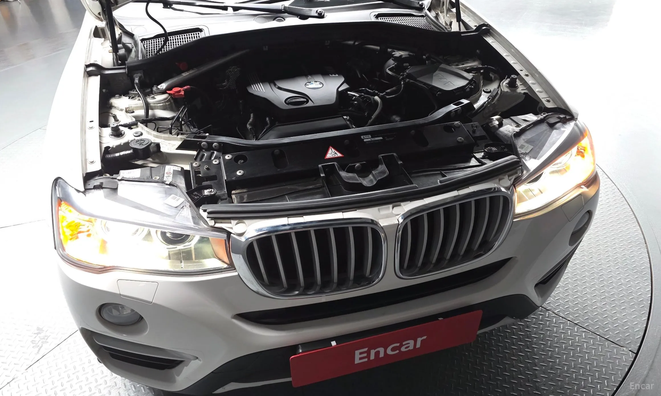 BMW X4 (F26) превью 6
