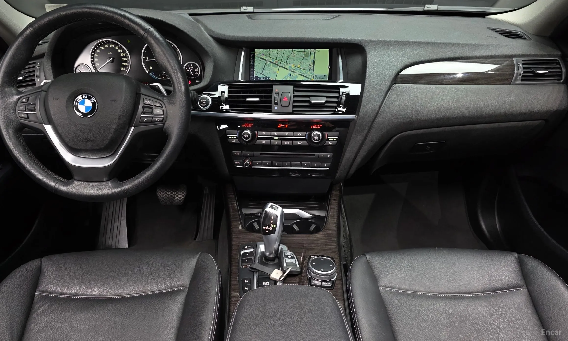 BMW X4 (F26) превью 7