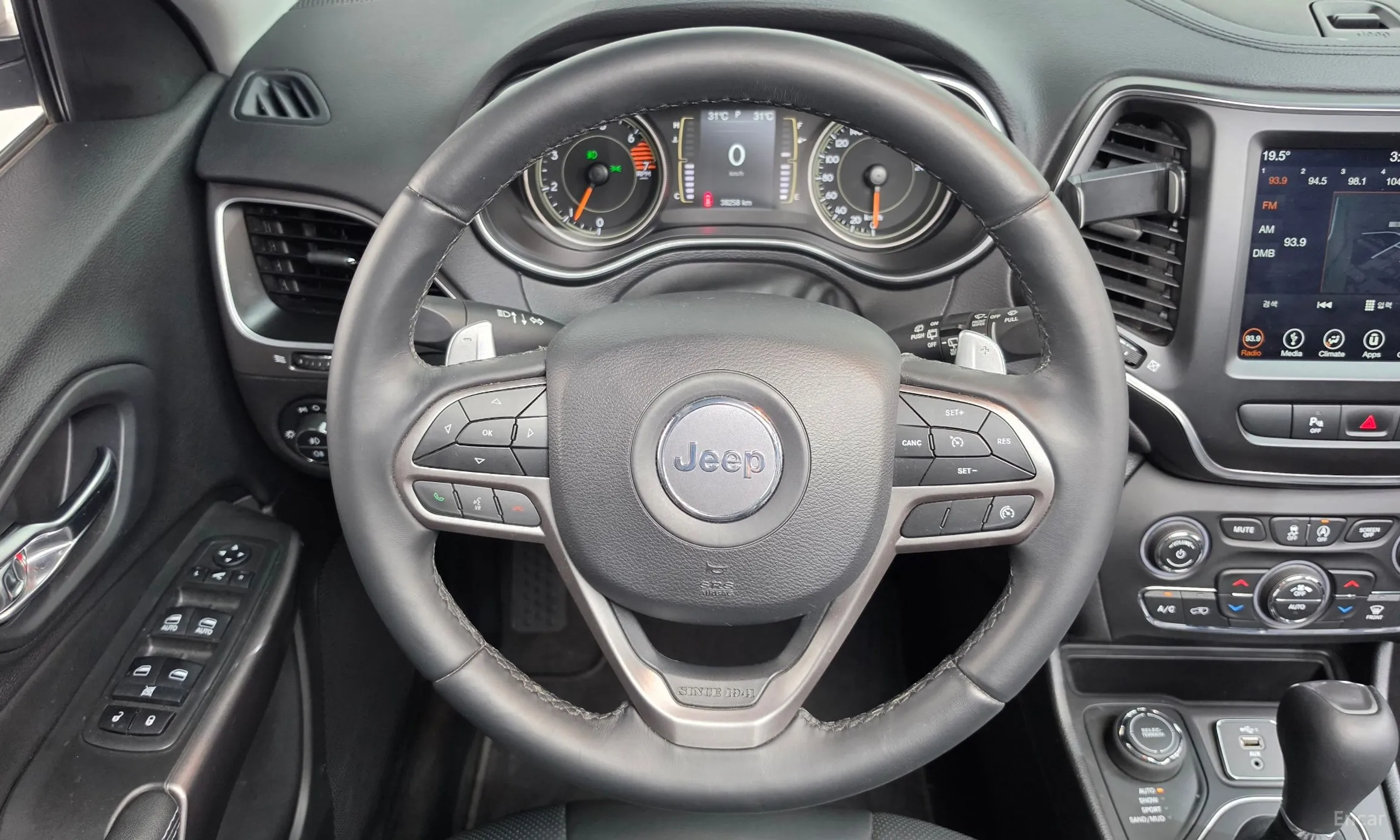 Jeep Cherokee (KL) превью 13