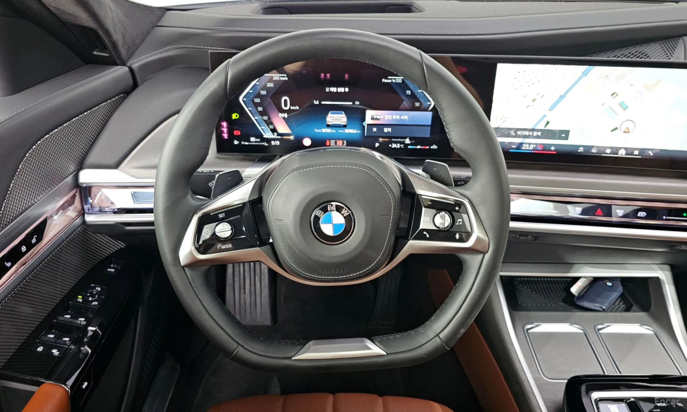 BMW 7 Series (G70) превью 16