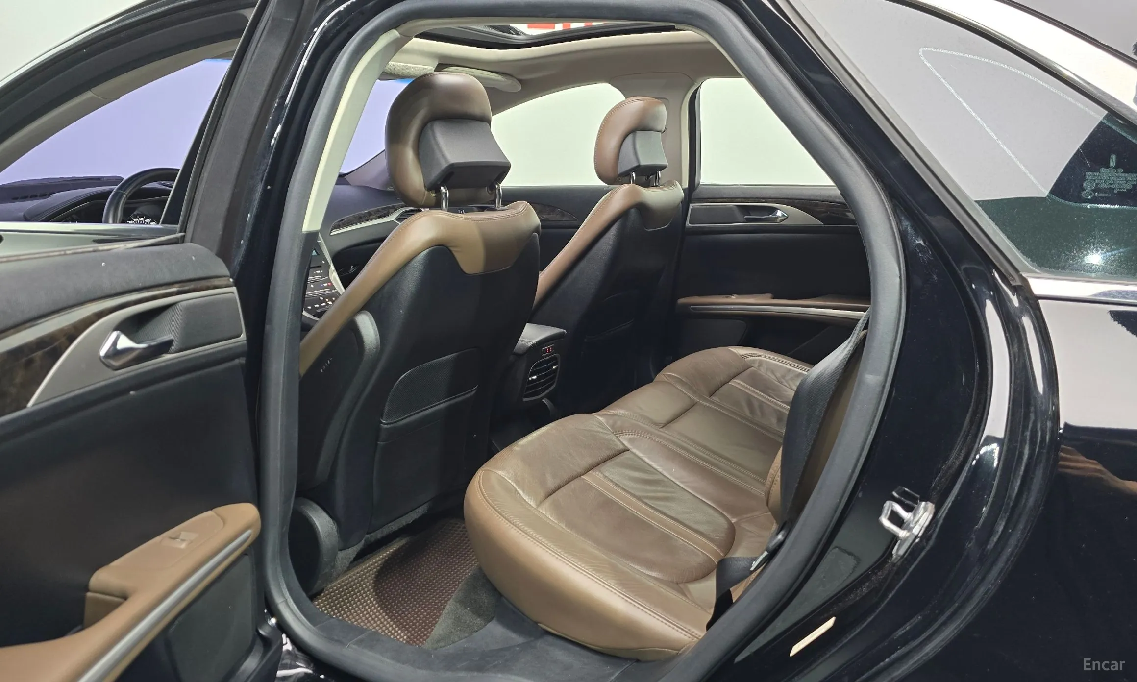 Lincoln New MKZ превью 11