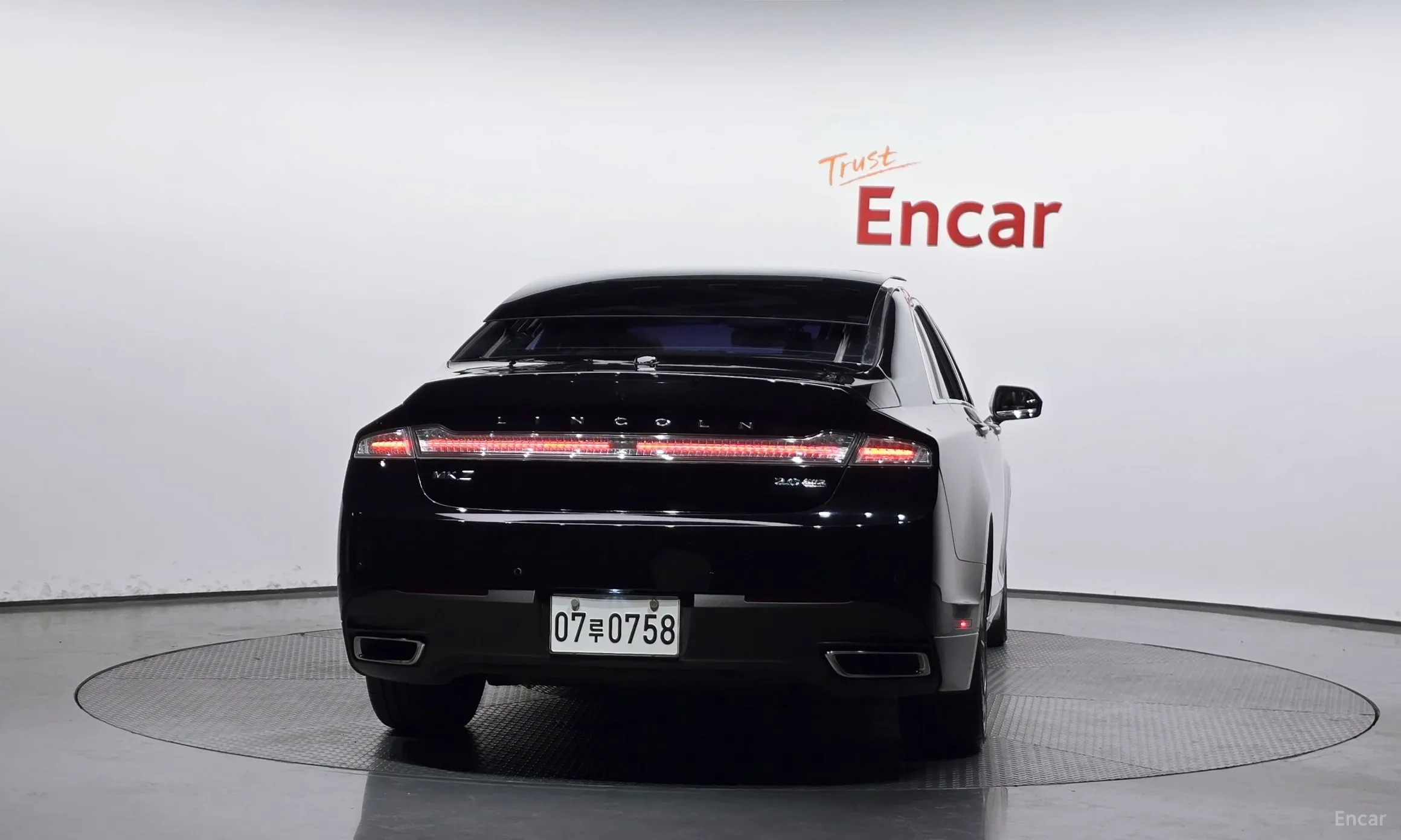 Lincoln New MKZ превью 4