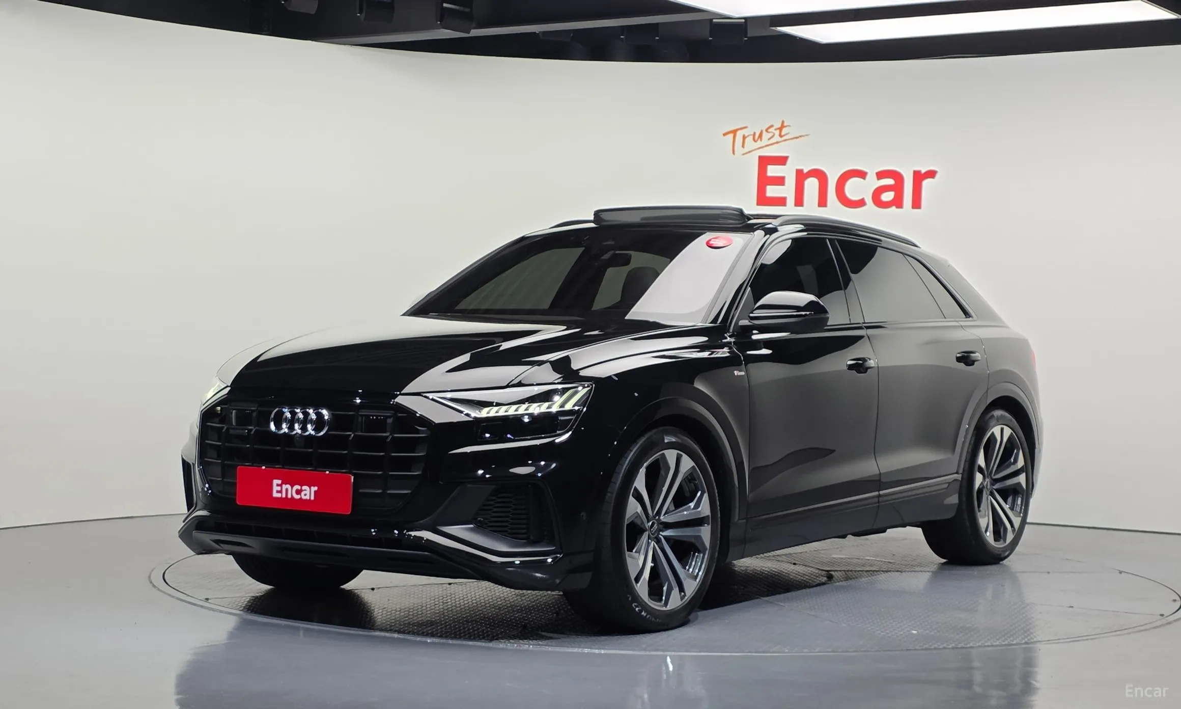 Audi Q8 (4M)
