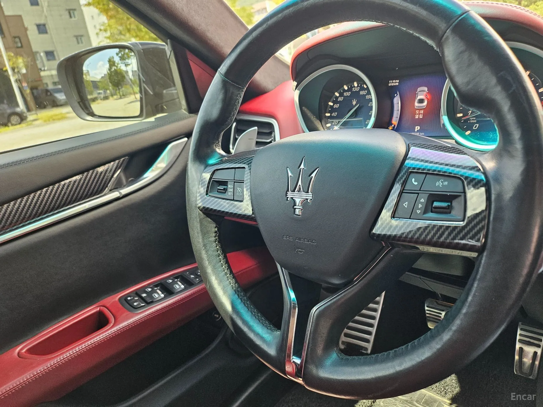 Maserati Ghibli превью 16