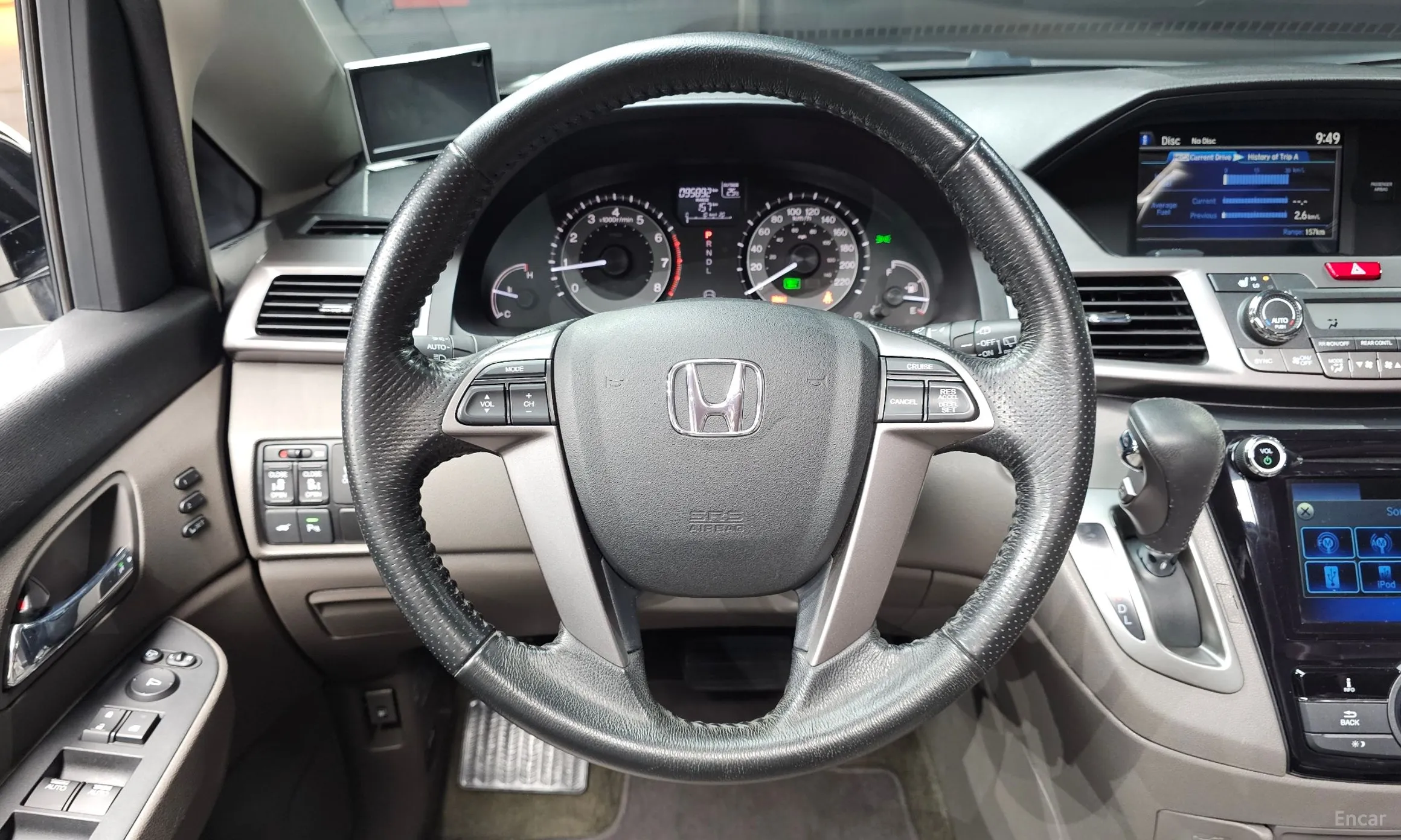 Honda Odyssey превью 13
