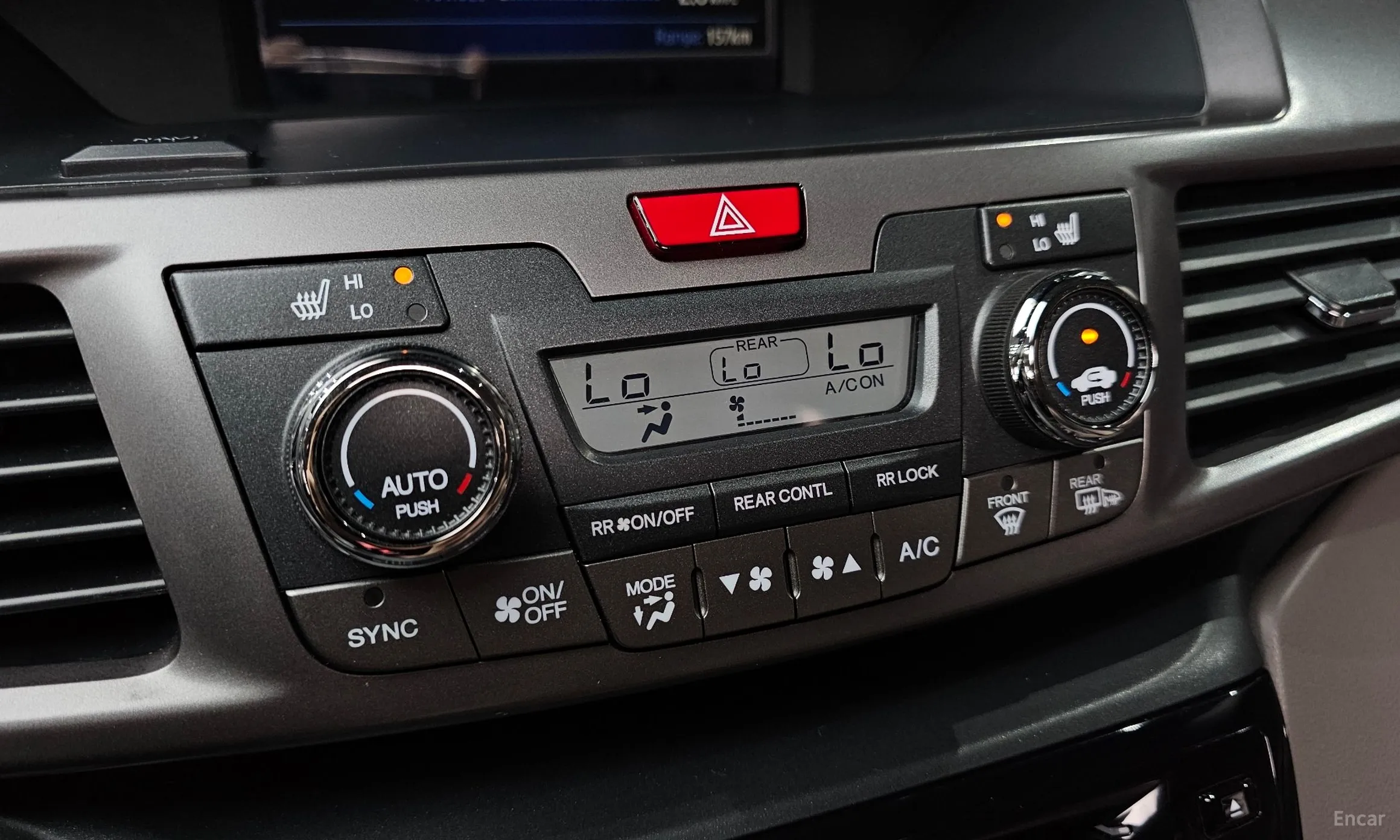 Honda Odyssey превью 20