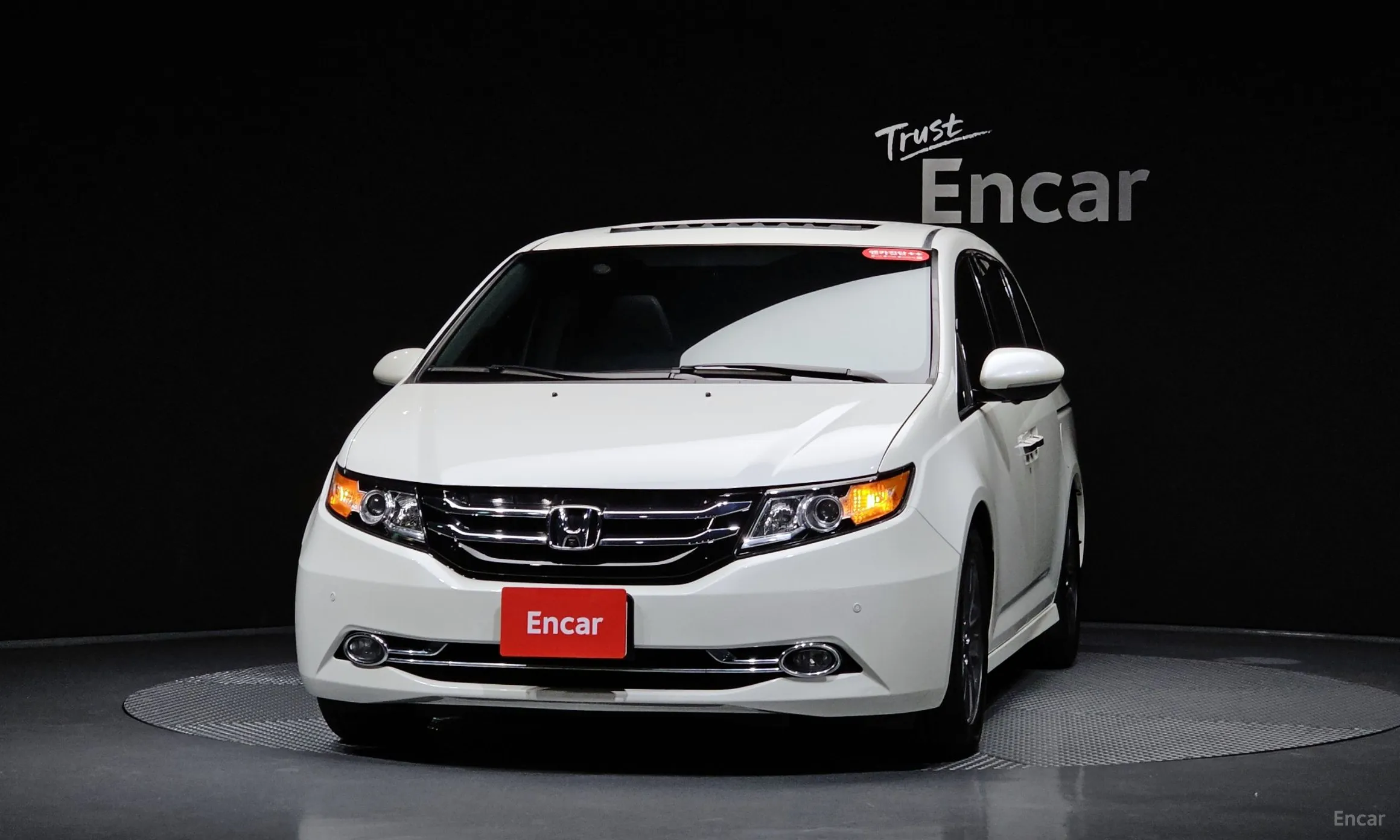 Honda Odyssey превью 3