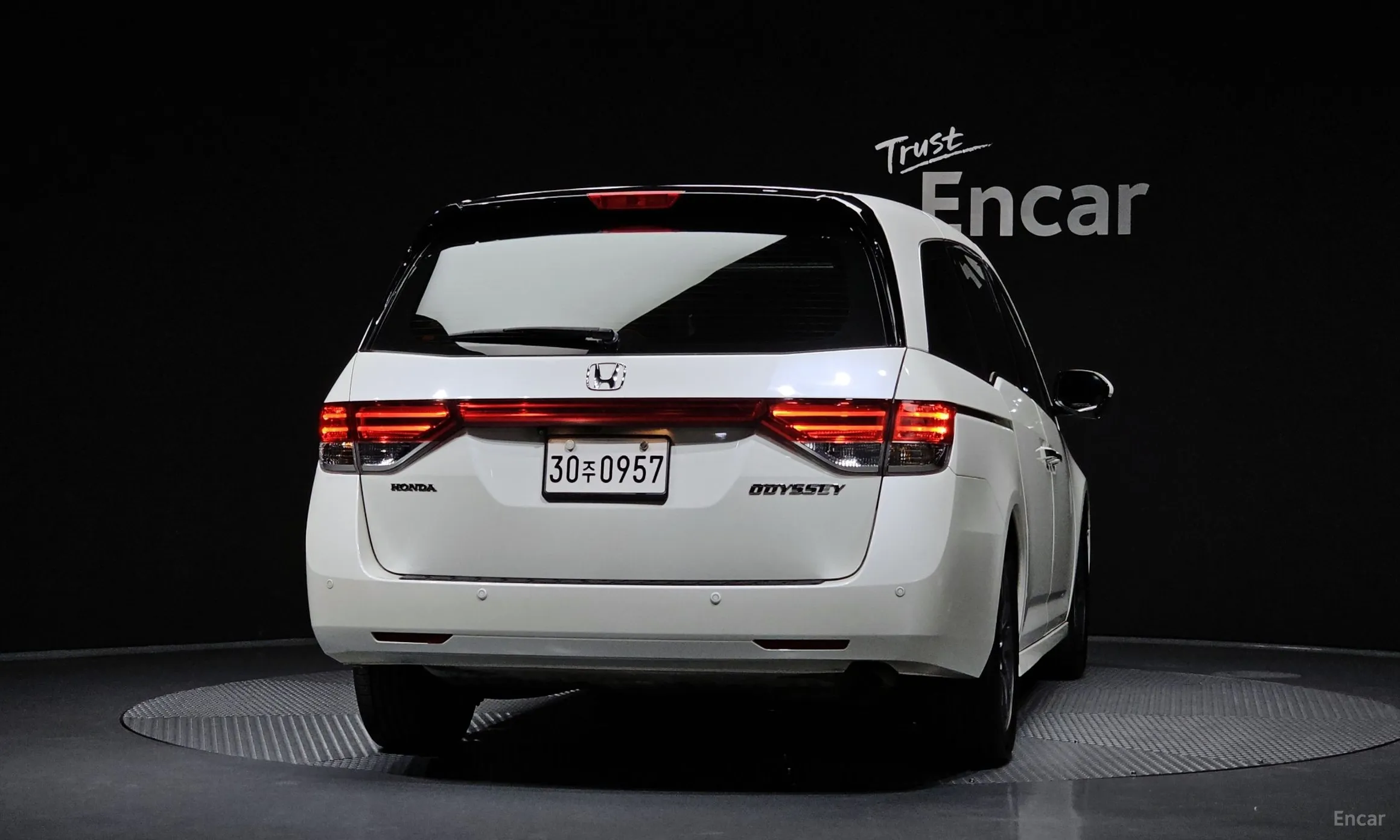 Honda Odyssey превью 4