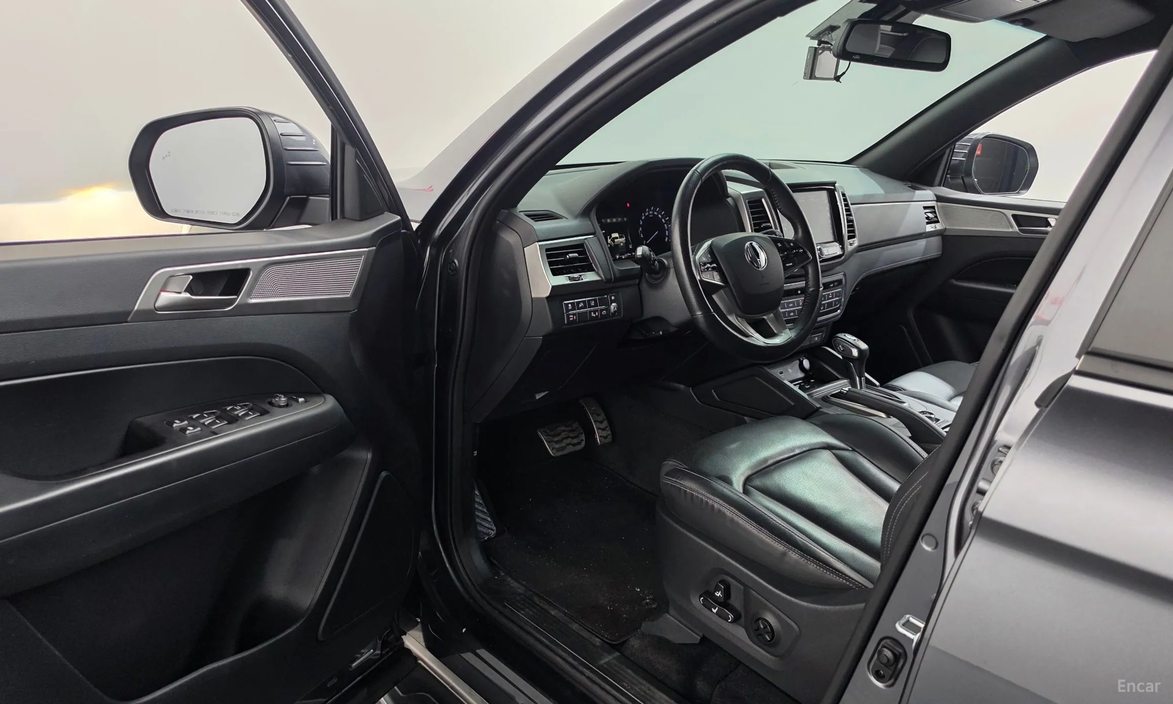 KG Mobility (SsangYong) Rexton Sports Khan превью 10