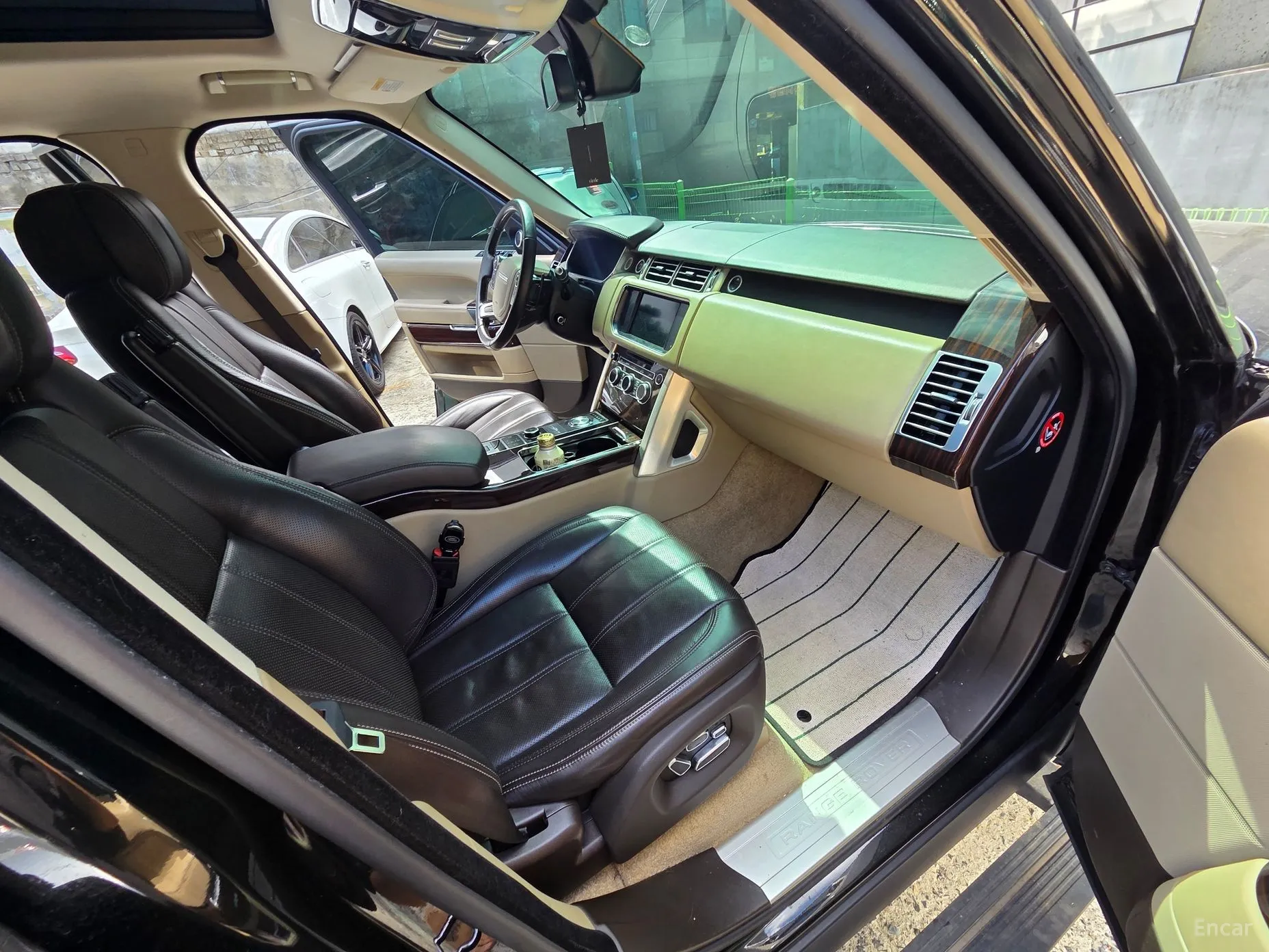 Land Rover Range Rover 4th Generation превью 13