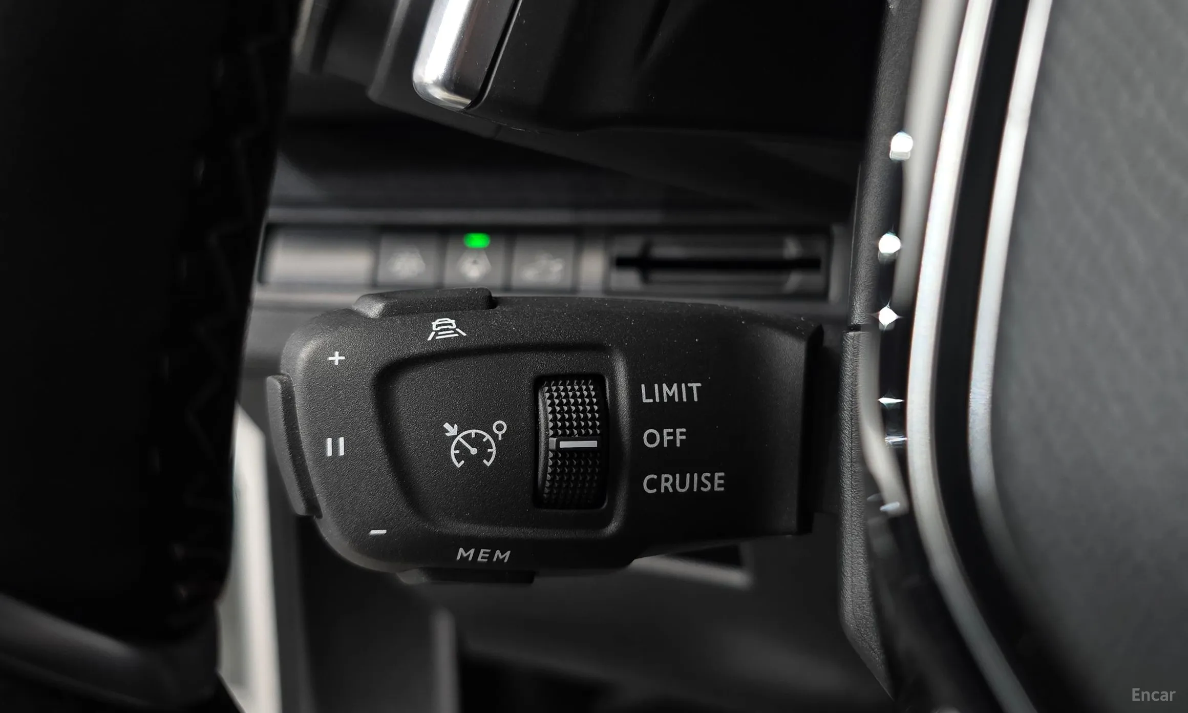 Peugeot 5008 2nd generation превью 18