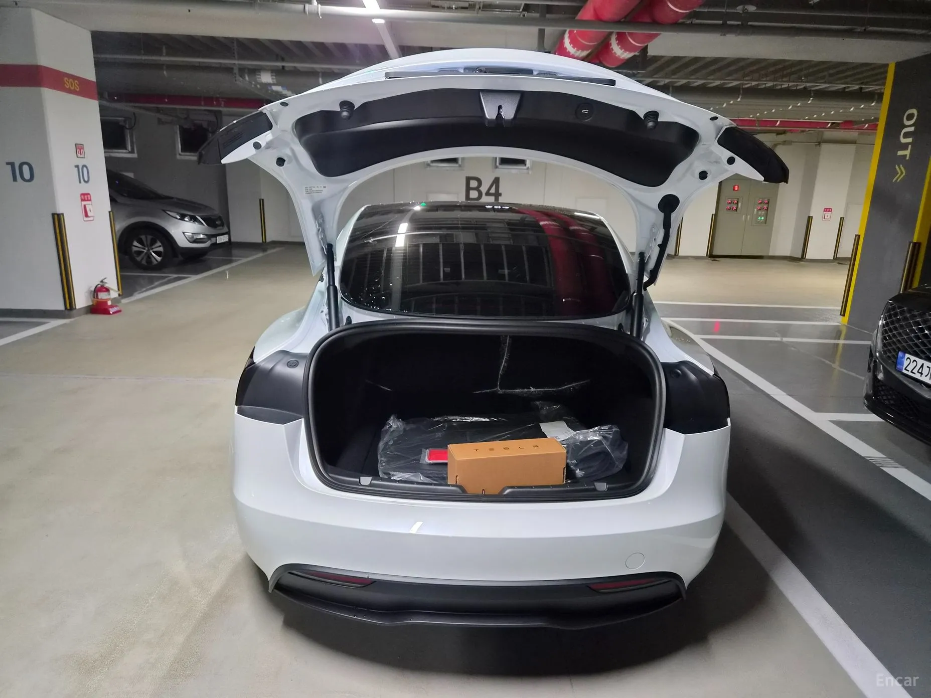 Tesla Model 3 превью 16