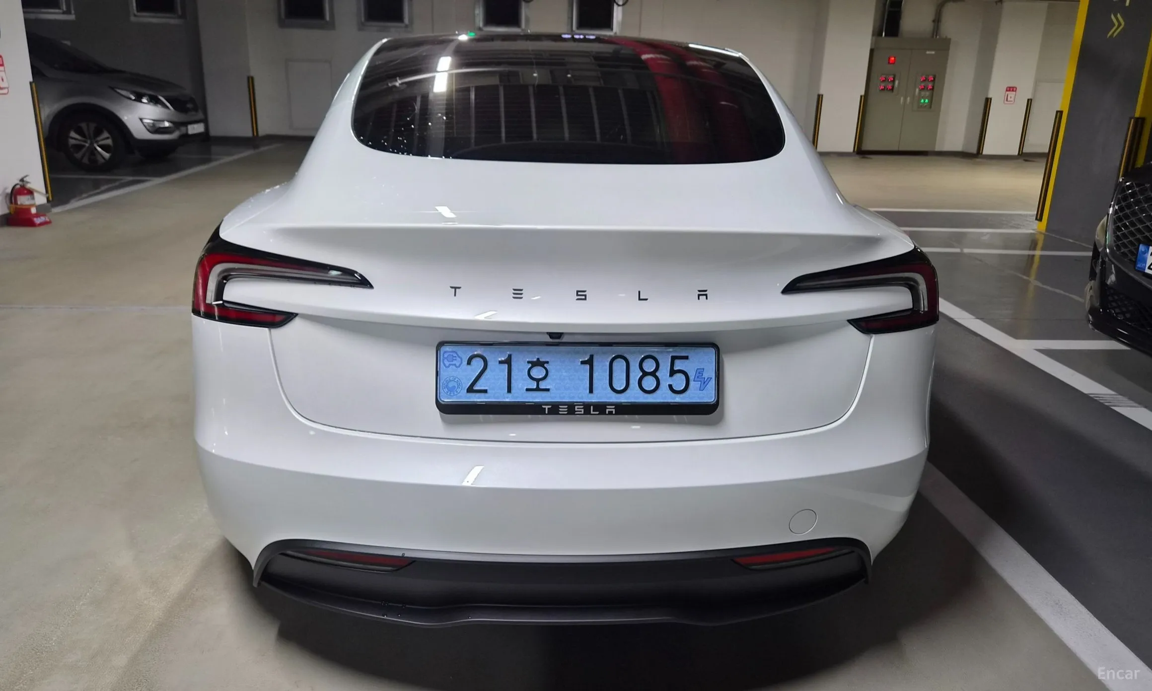 Tesla Model 3 превью 8