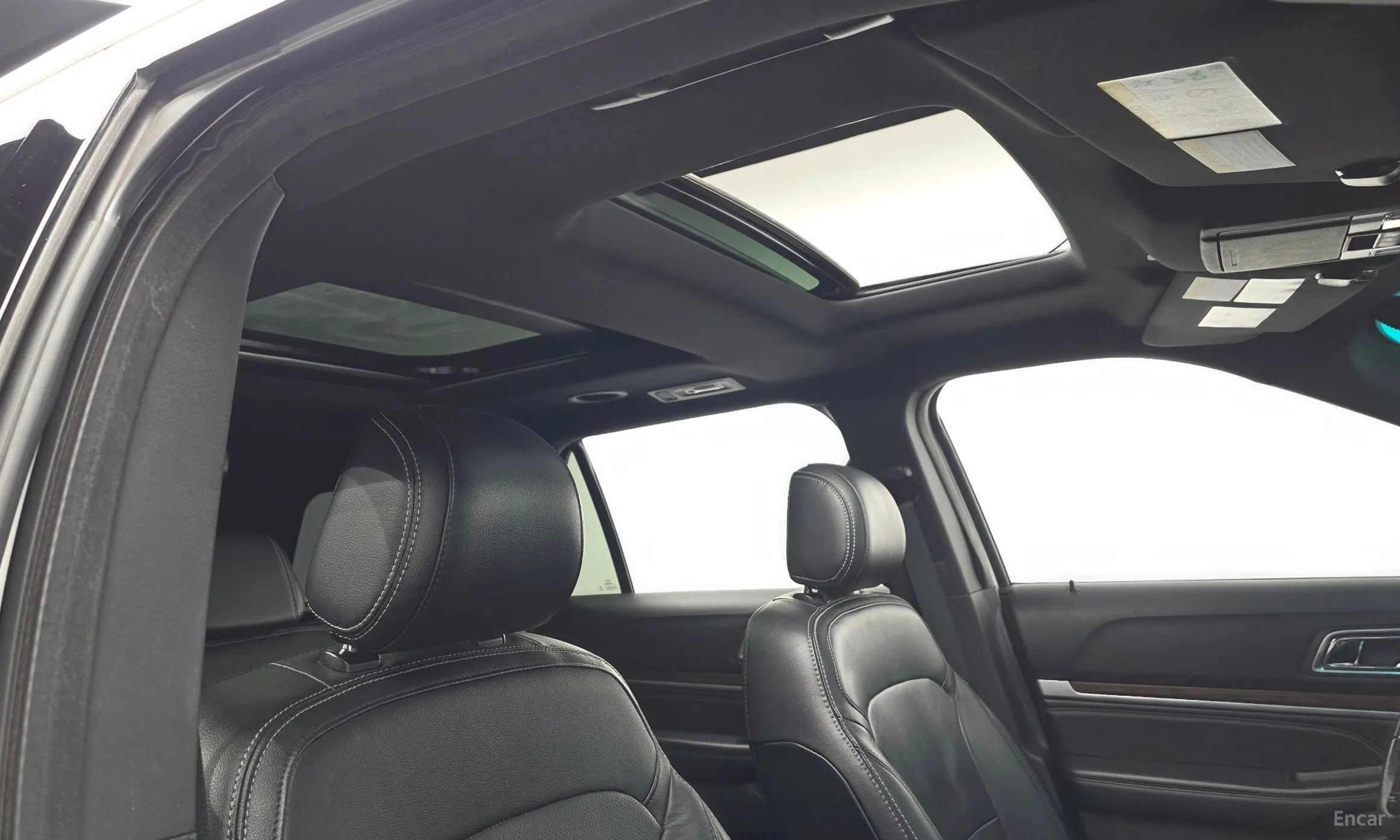 Ford Explorer превью 15