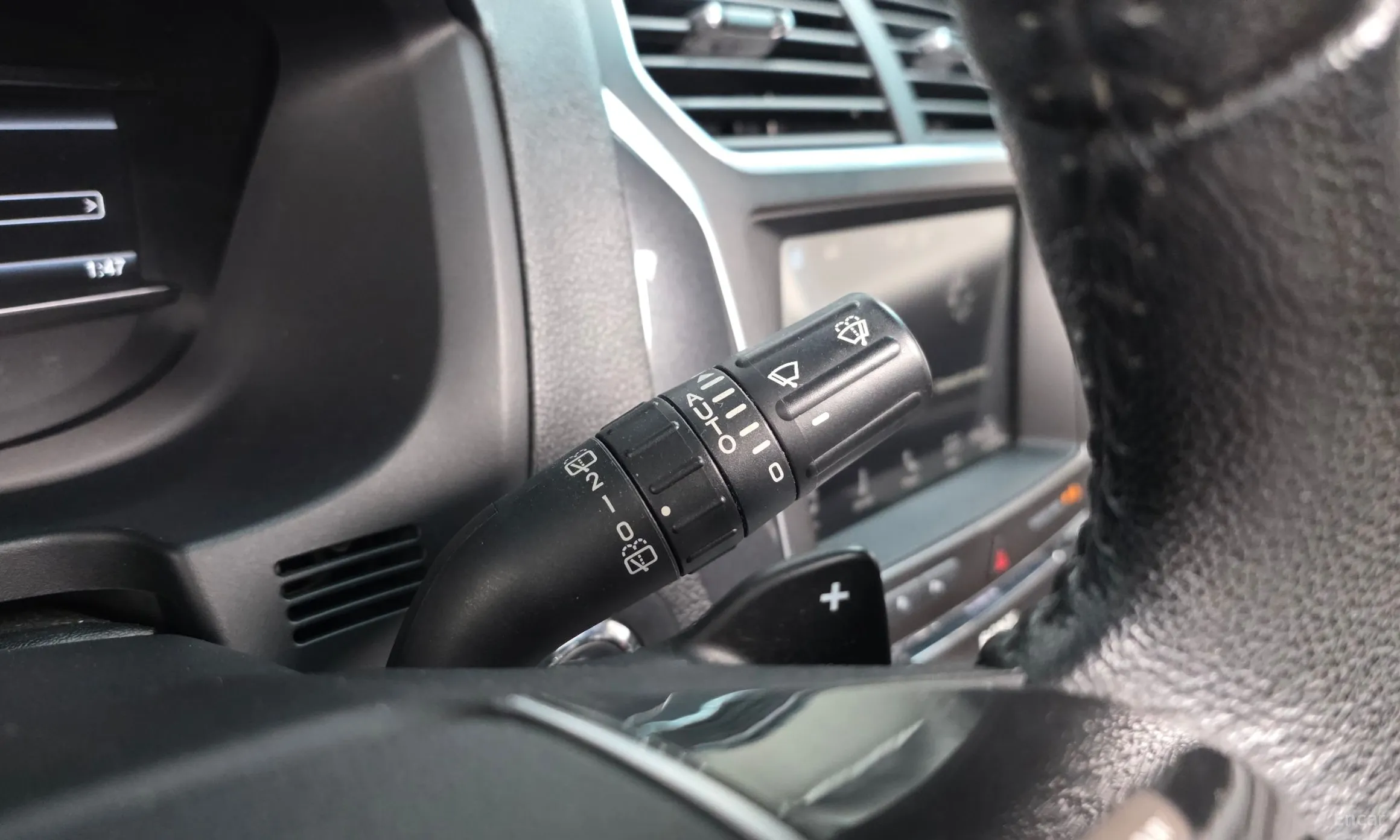 Ford Explorer превью 19