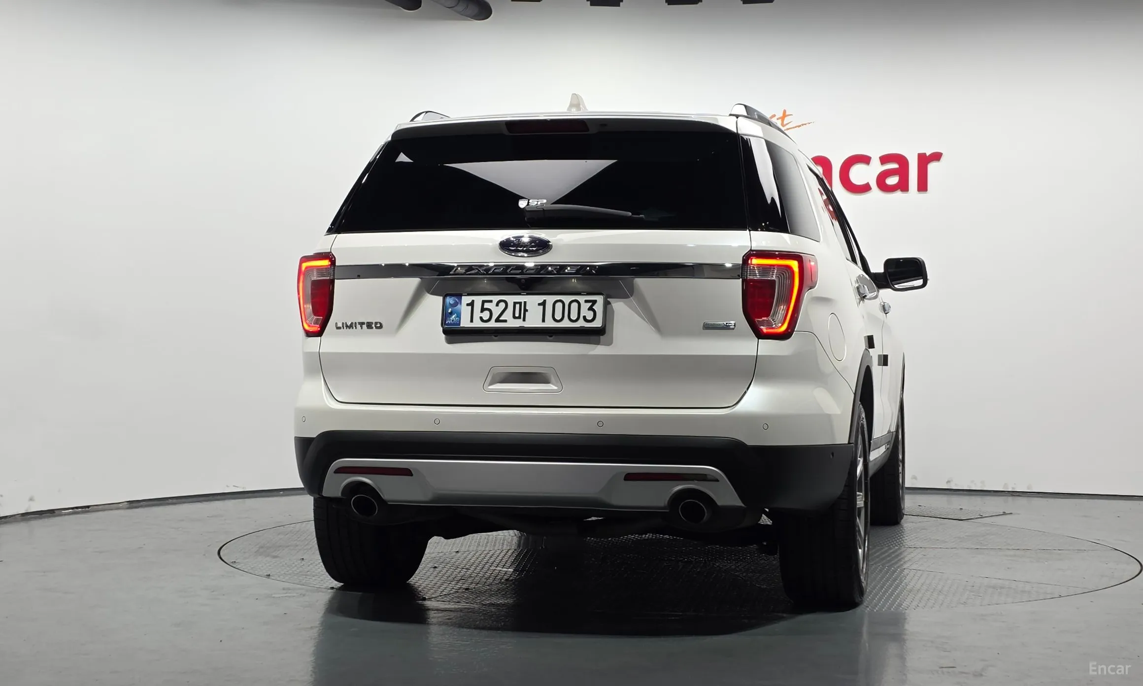Ford Explorer превью 4