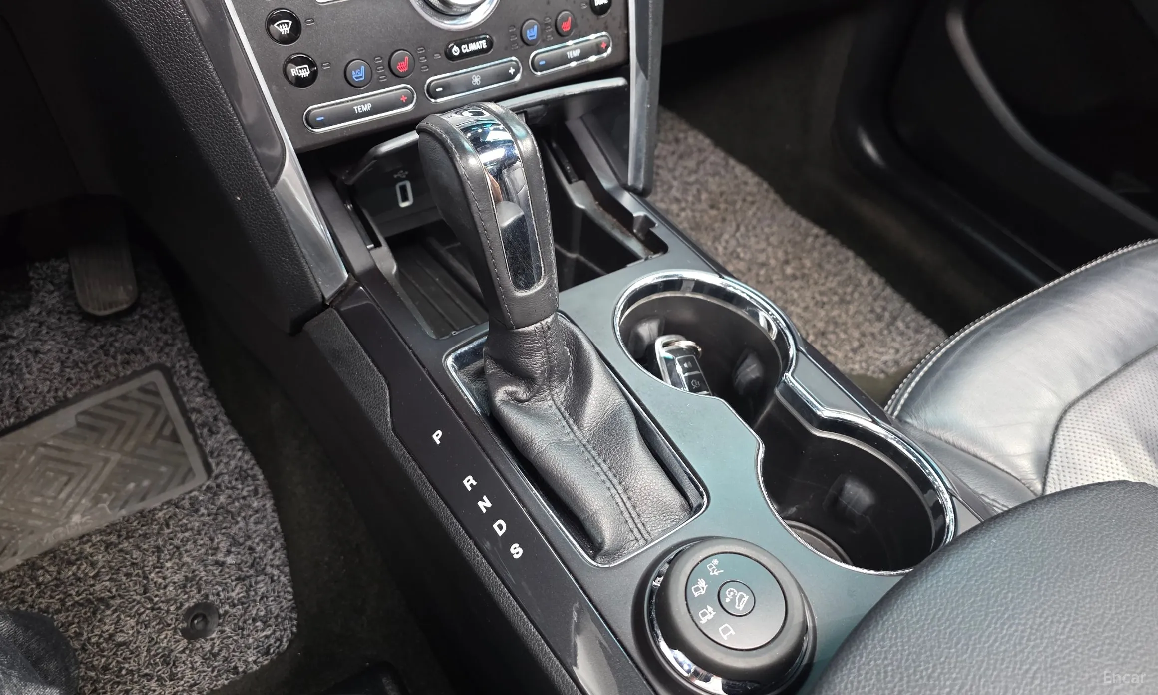 Ford Explorer превью 9