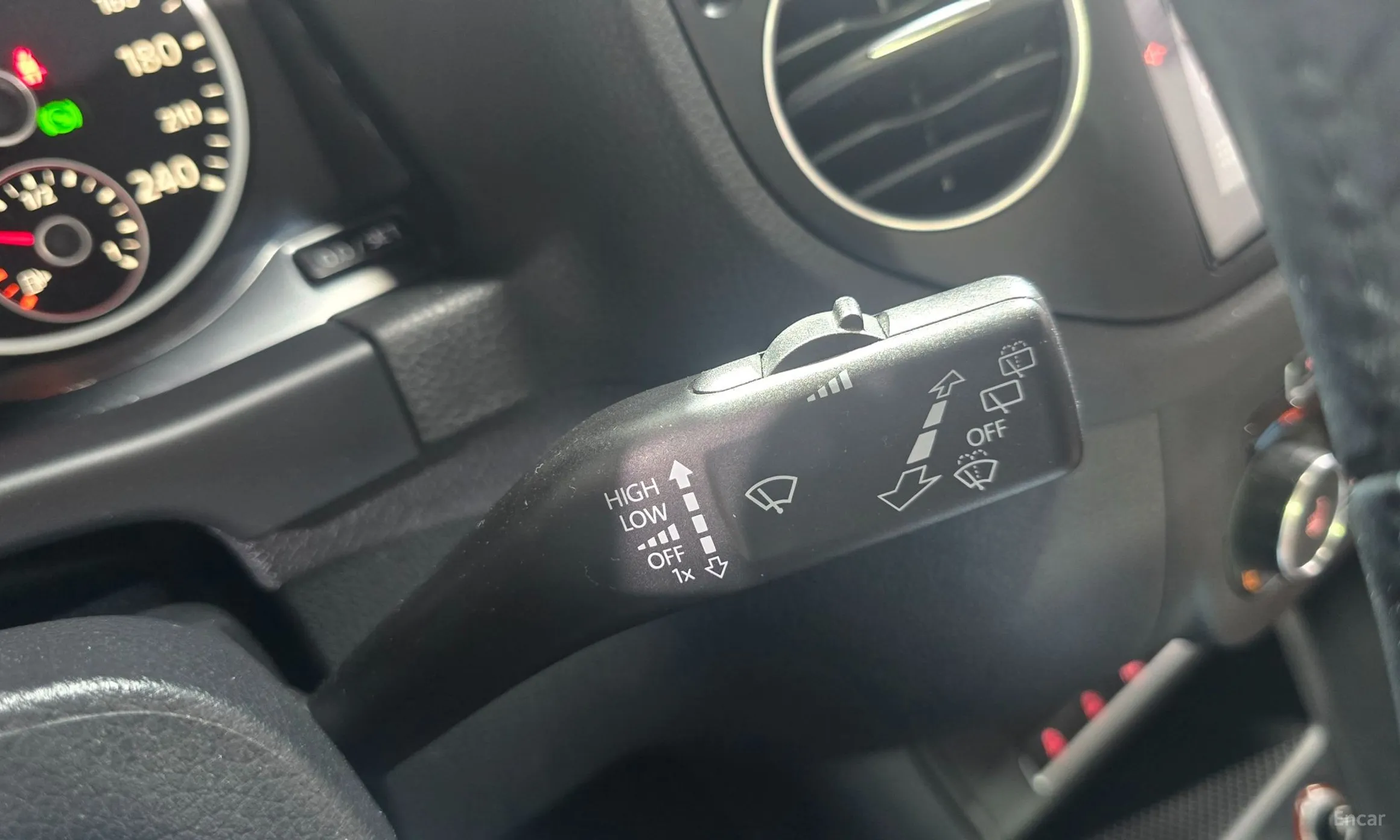 Volkswagen New Tiguan превью 17