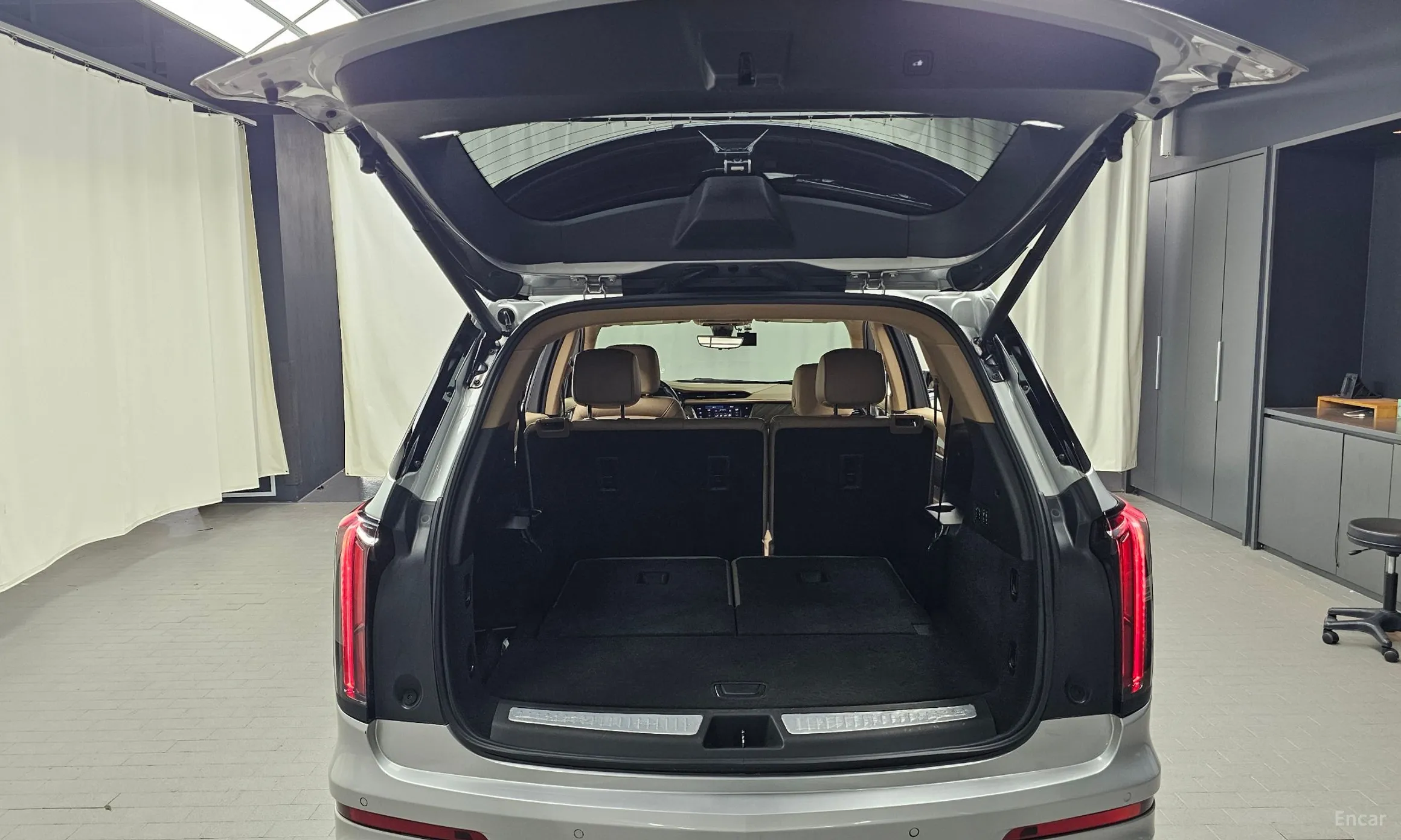 Cadillac XT6 превью 20