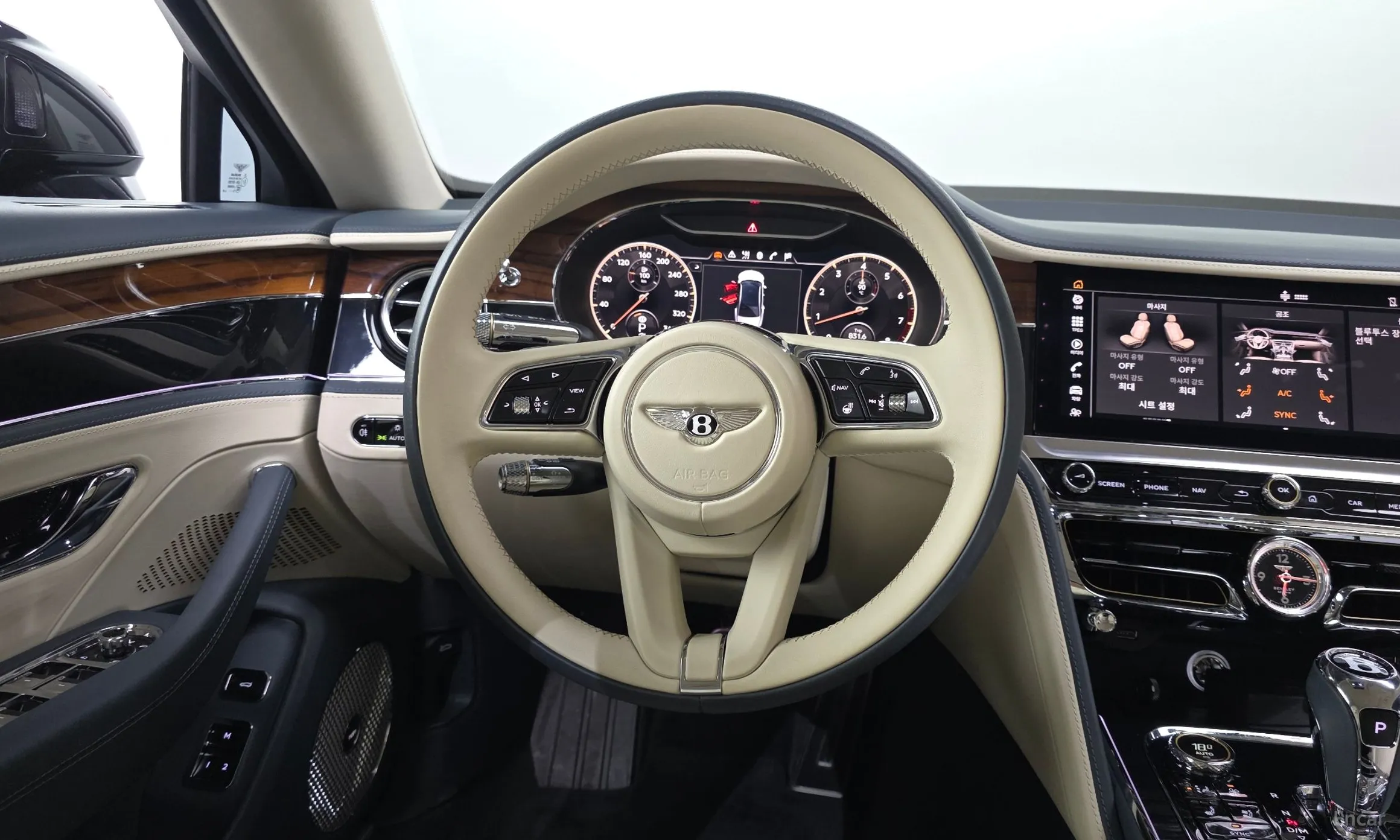 Bentley Flying Spur 3rd Generation превью 13