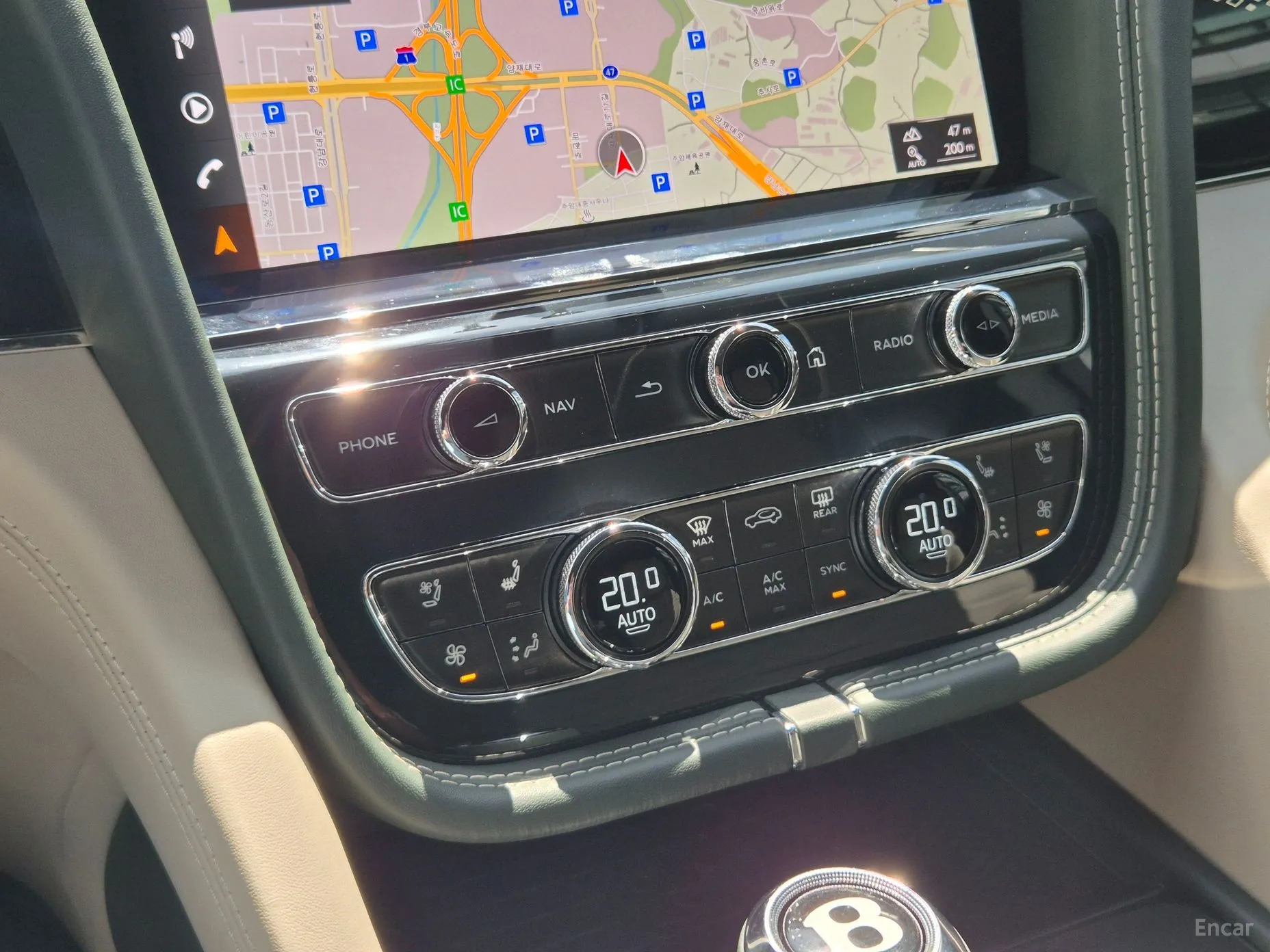 Bentley Bentayga превью 12